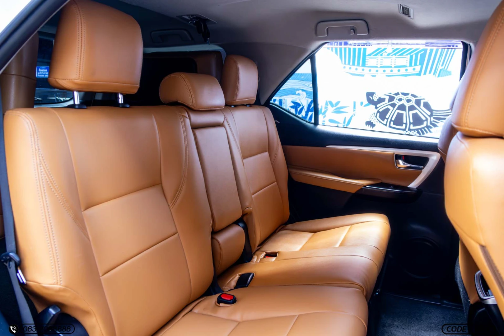 Toyota FORTUNER 2.8 V 4WD (MY15) - ภาพย่อที่ 16