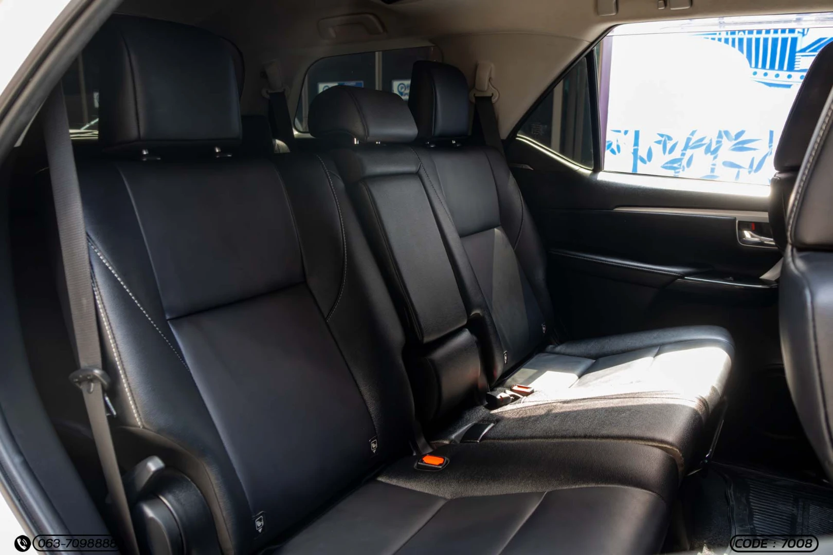 Toyota FORTUNER 2.4 LEADER V (MY22) - ภาพย่อที่ 16