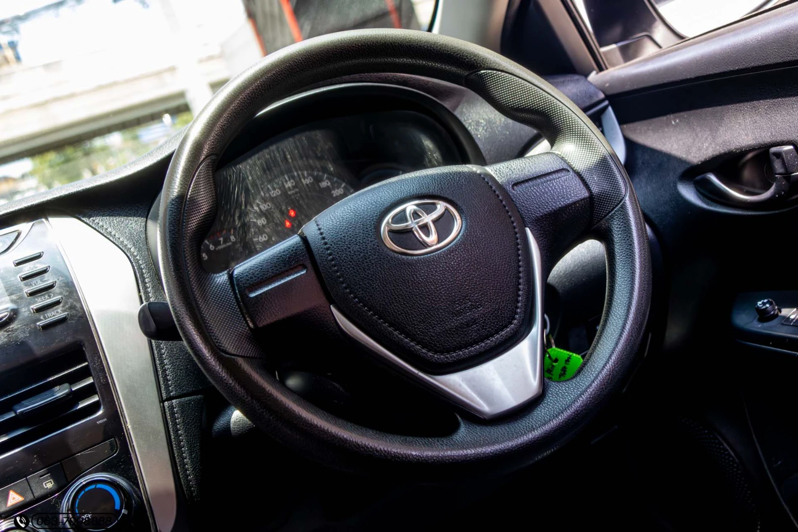 Toyota YARIS ATIV 1.2 J - ภาพย่อที่ 16