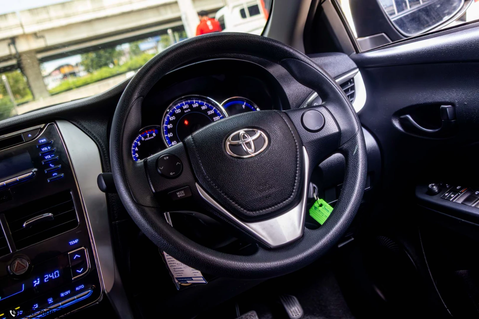 Toyota YARIS ATIV 1.2 E - ภาพย่อที่ 16