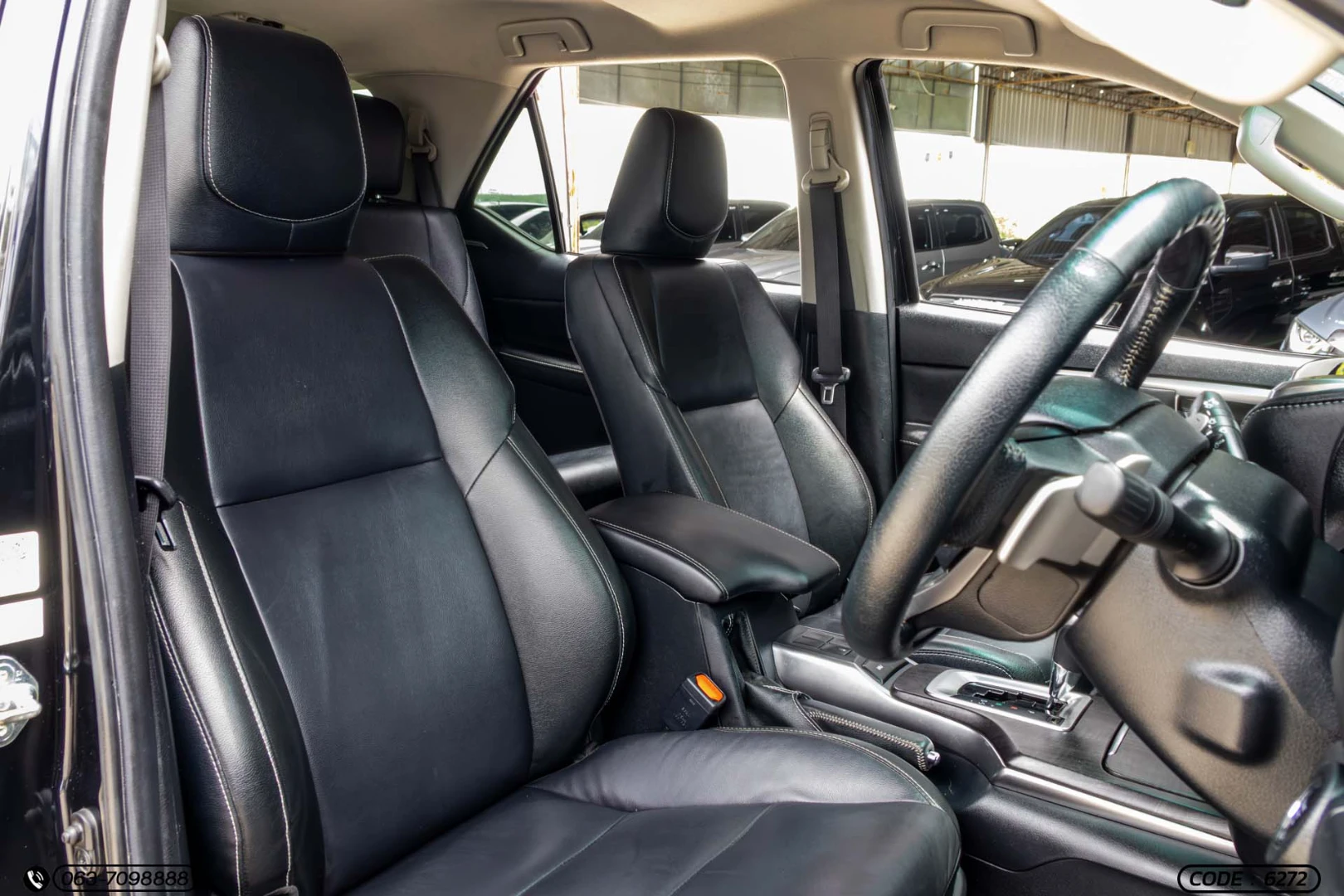 Toyota FORTUNER 2.4 LEADER G (MY22) - ภาพย่อที่ 16