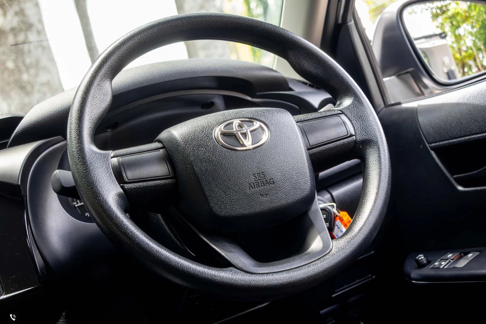 Toyota HILUX REVO SMART CAB 2.4 ENTRY Z EDITION (MY22) - ภาพย่อที่ 17