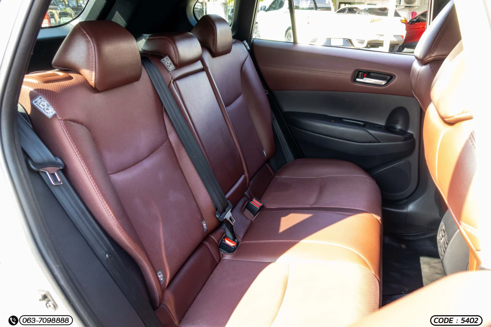 Toyota COROLLA CROSS 1.8 HYBRID PREMIUM SAFETY - ภาพย่อที่ 17