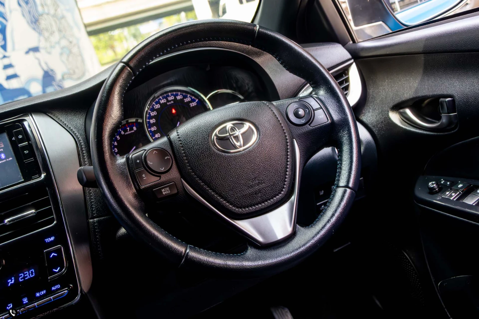 Toyota YARIS 1.2 SPORT PREMIUM (BLACK ROOF) (MY20) - ภาพย่อที่ 17