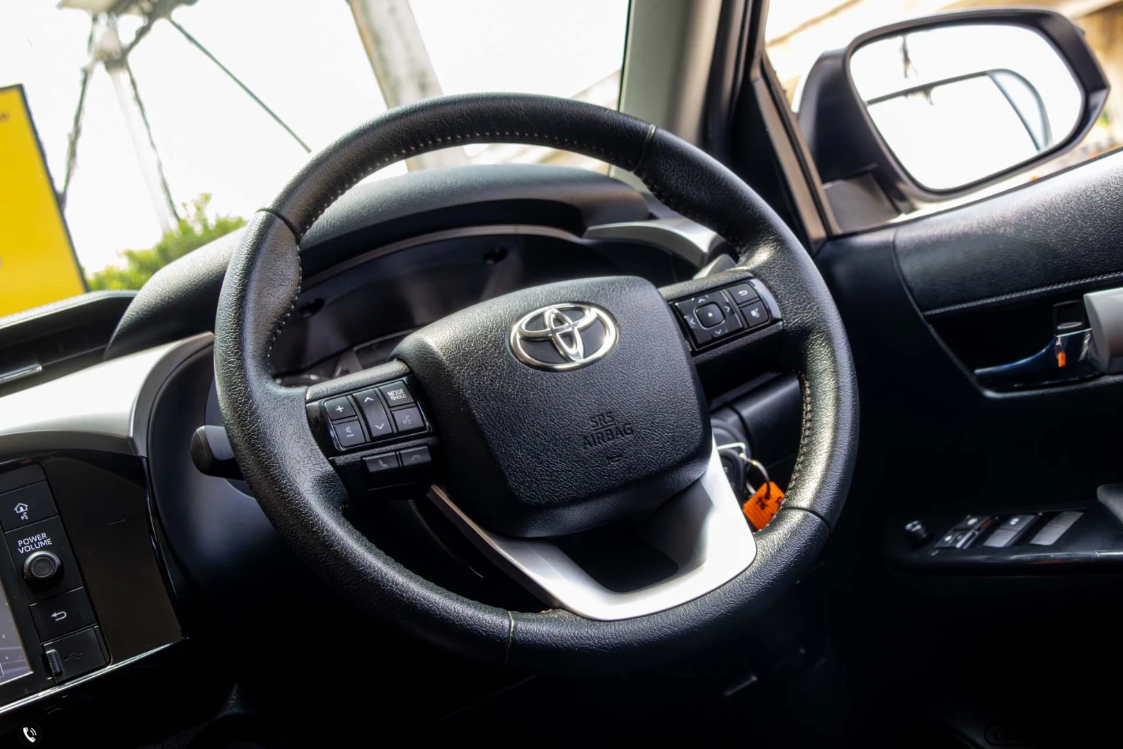 Toyota HILUX REVO DOUBLE CAB 2.4 MID Z EDITION (MY20) - ภาพย่อที่ 17