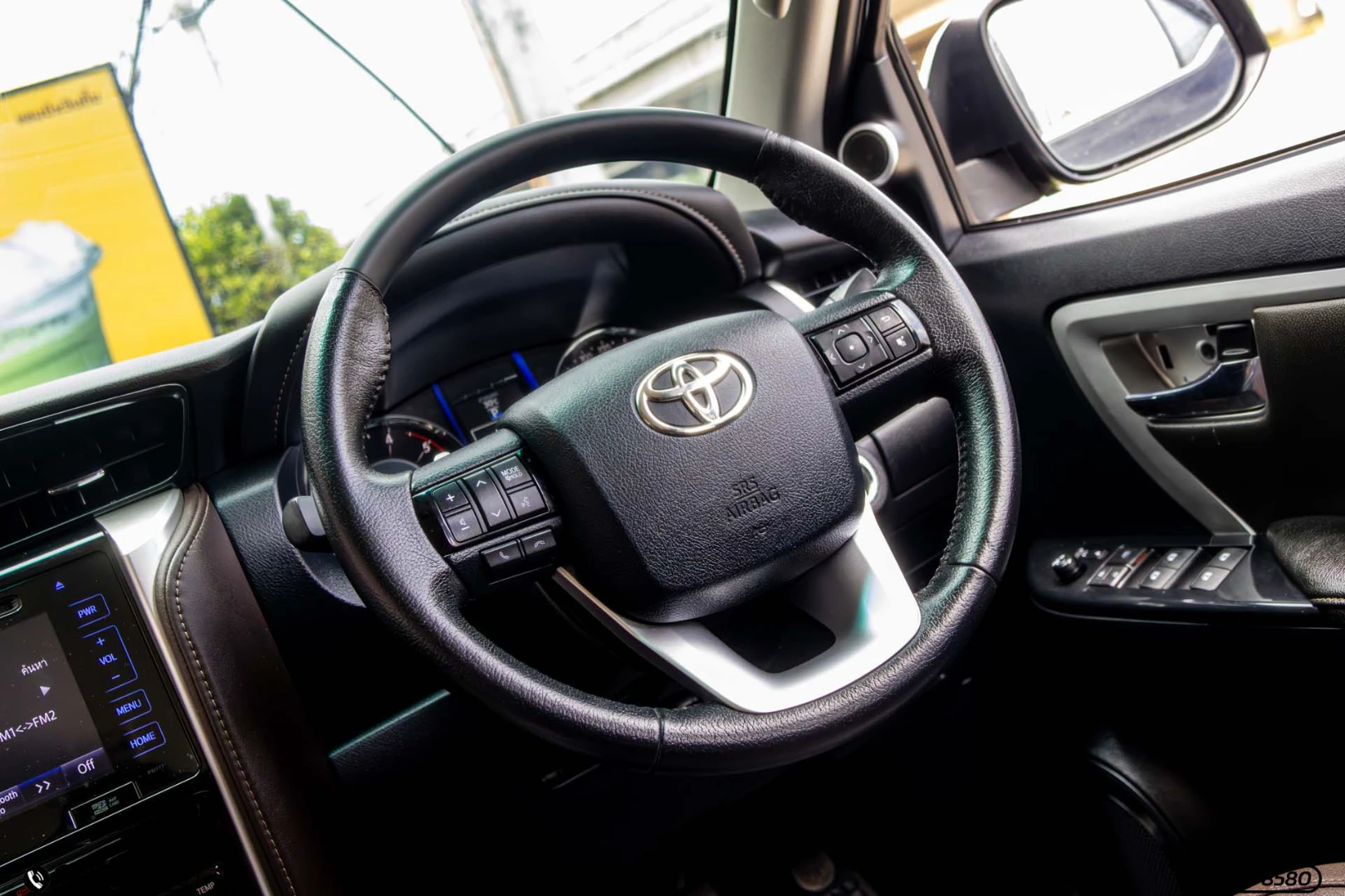 Toyota FORTUNER 2.4 V (MY15) (MNC) - ภาพย่อที่ 17