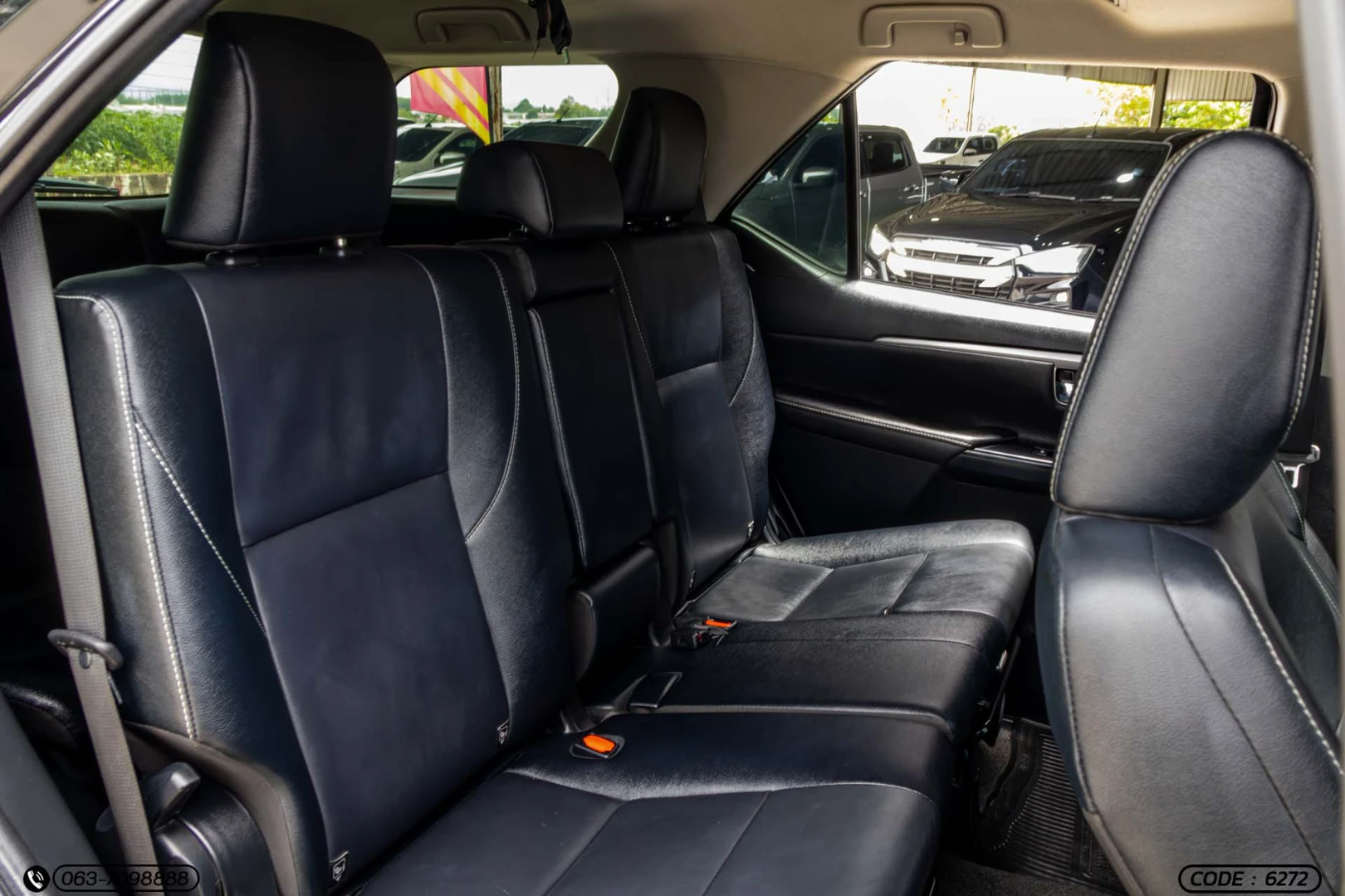 Toyota FORTUNER 2.4 LEADER G (MY22) - ภาพย่อที่ 17
