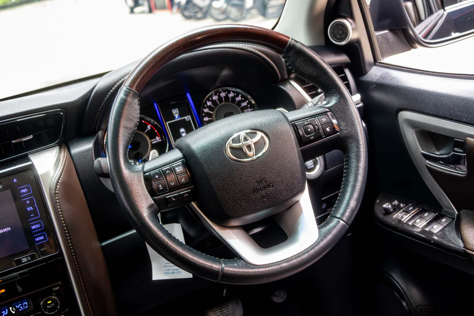 Toyota FORTUNER 2.4 V (MY15) (MNC) - ภาพย่อที่ 17