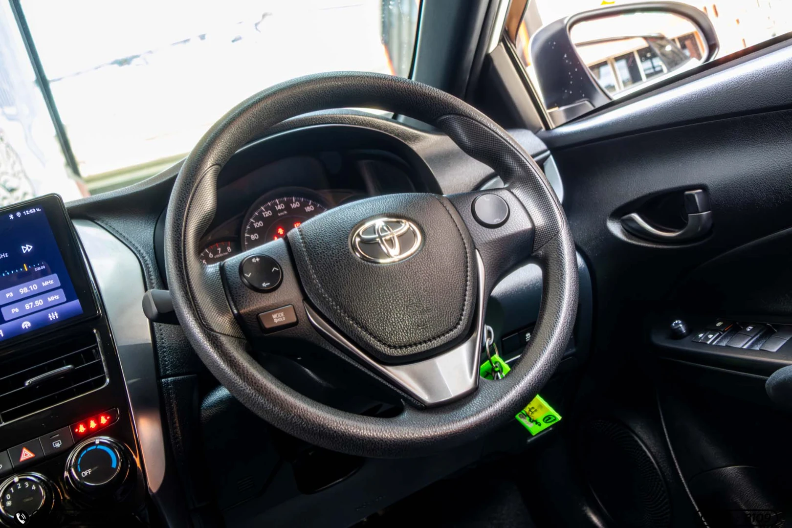 Toyota YARIS 1.2 ENTRY (MY20) - ภาพย่อที่ 17