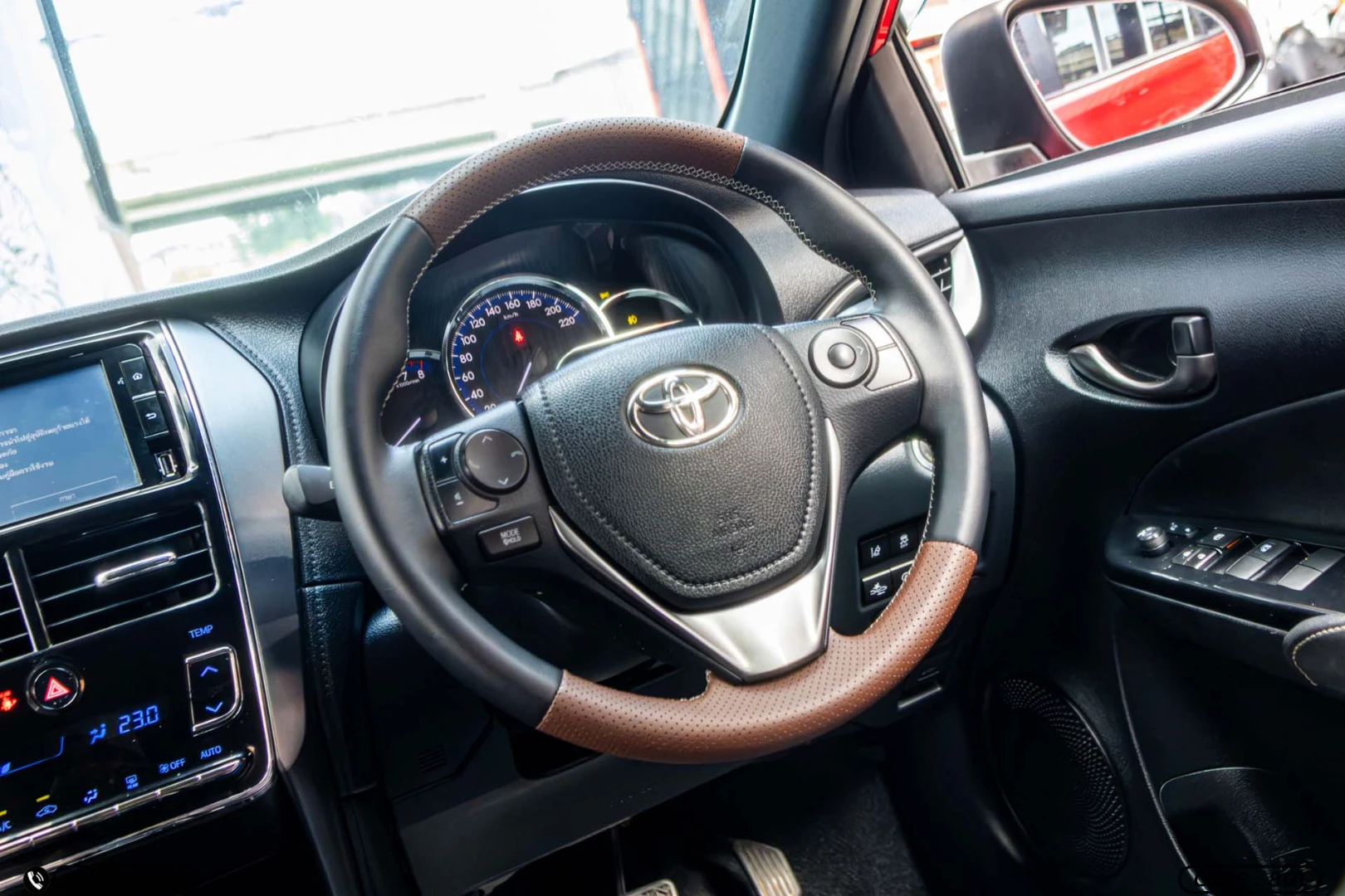 Toyota YARIS 1.2 SPORT PREMIUM X (BLACK ROOF) X-URBAN (MY20) (MNC) - ภาพย่อที่ 17