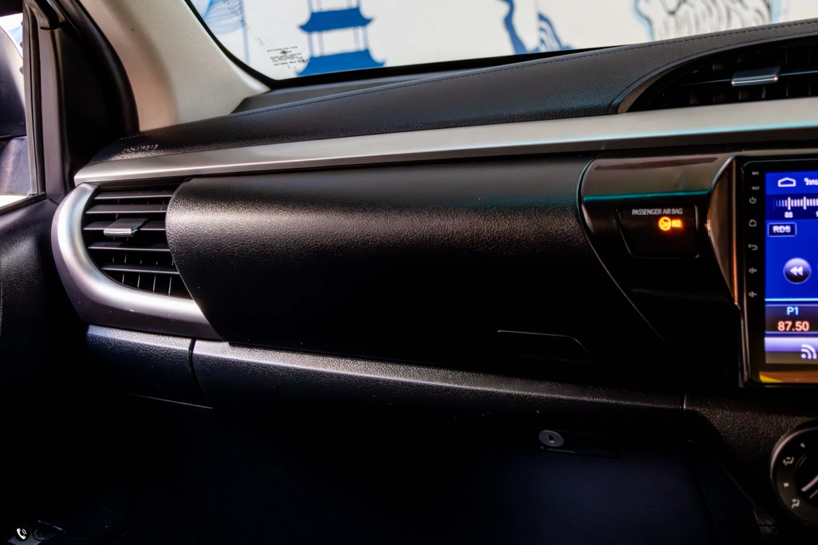 Toyota HILUX REVO SMART CAB 2.4 E PRERUNNER (MY18) - ภาพย่อที่ 18