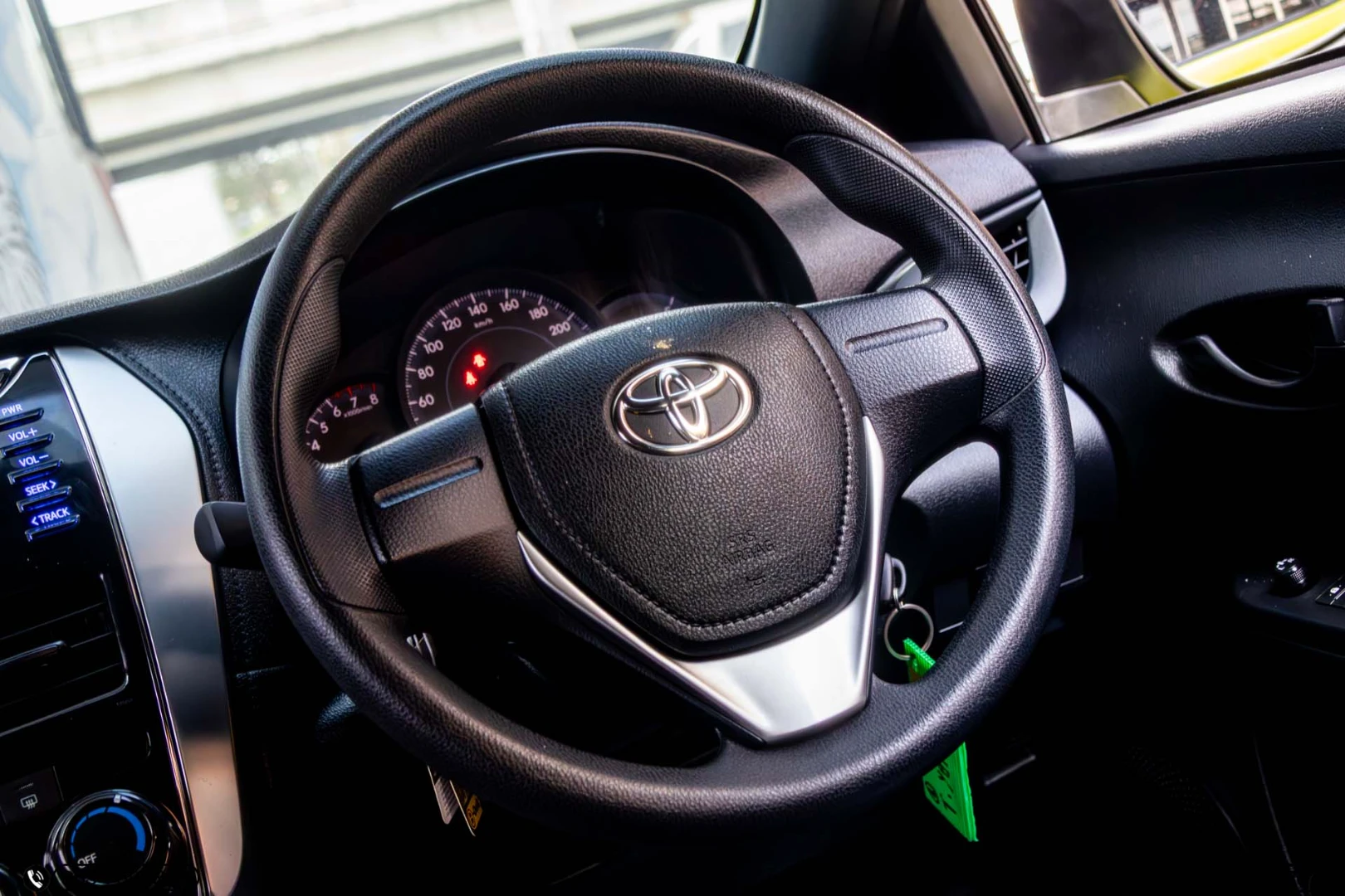 Toyota YARIS 1.2 J (MY17) - ภาพย่อที่ 18