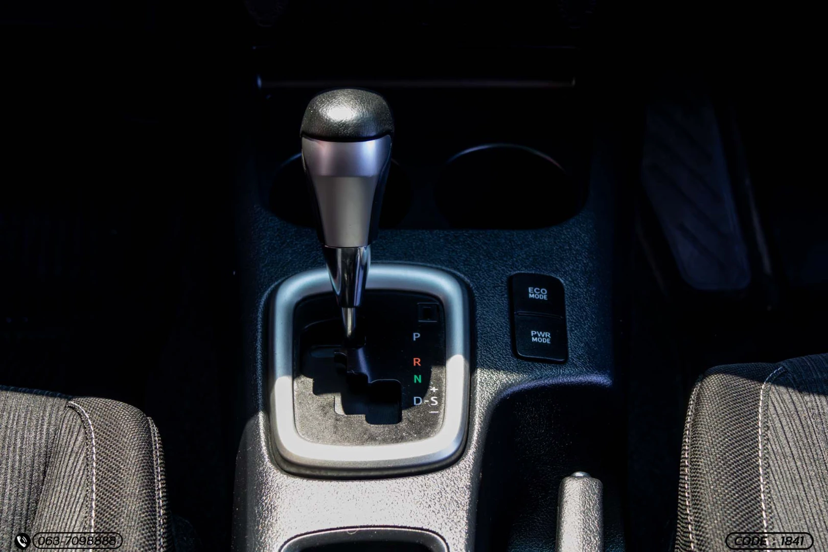 Toyota HILUX REVO DOUBLE CAB 2.4 MID Z EDITION (MY20) - ภาพย่อที่ 18