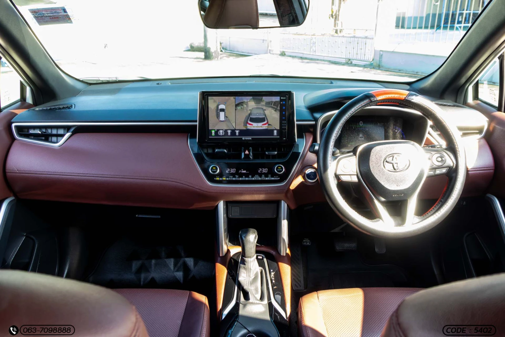 Toyota COROLLA CROSS 1.8 HYBRID PREMIUM SAFETY - ภาพย่อที่ 18