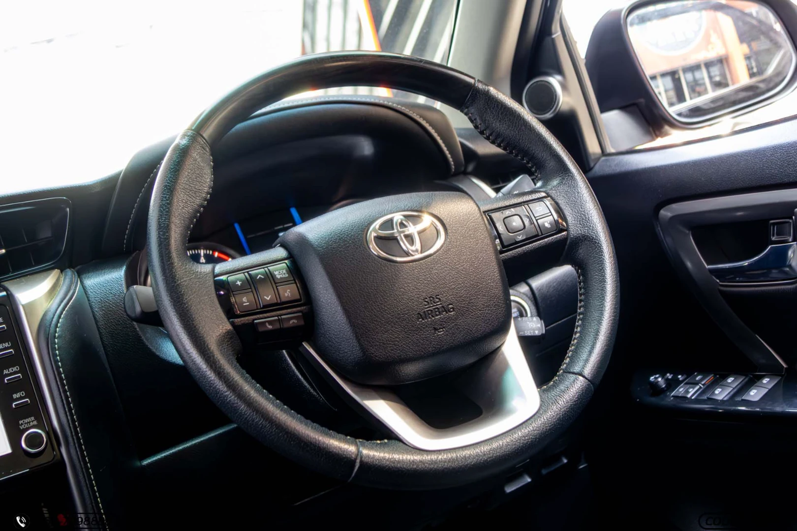 Toyota FORTUNER 2.4 V (MY20) - ภาพย่อที่ 18