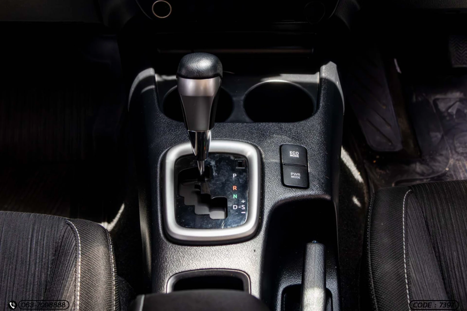 Toyota HILUX REVO DOUBLE CAB 2.4 MID Z EDITION (MY20) - ภาพย่อที่ 18