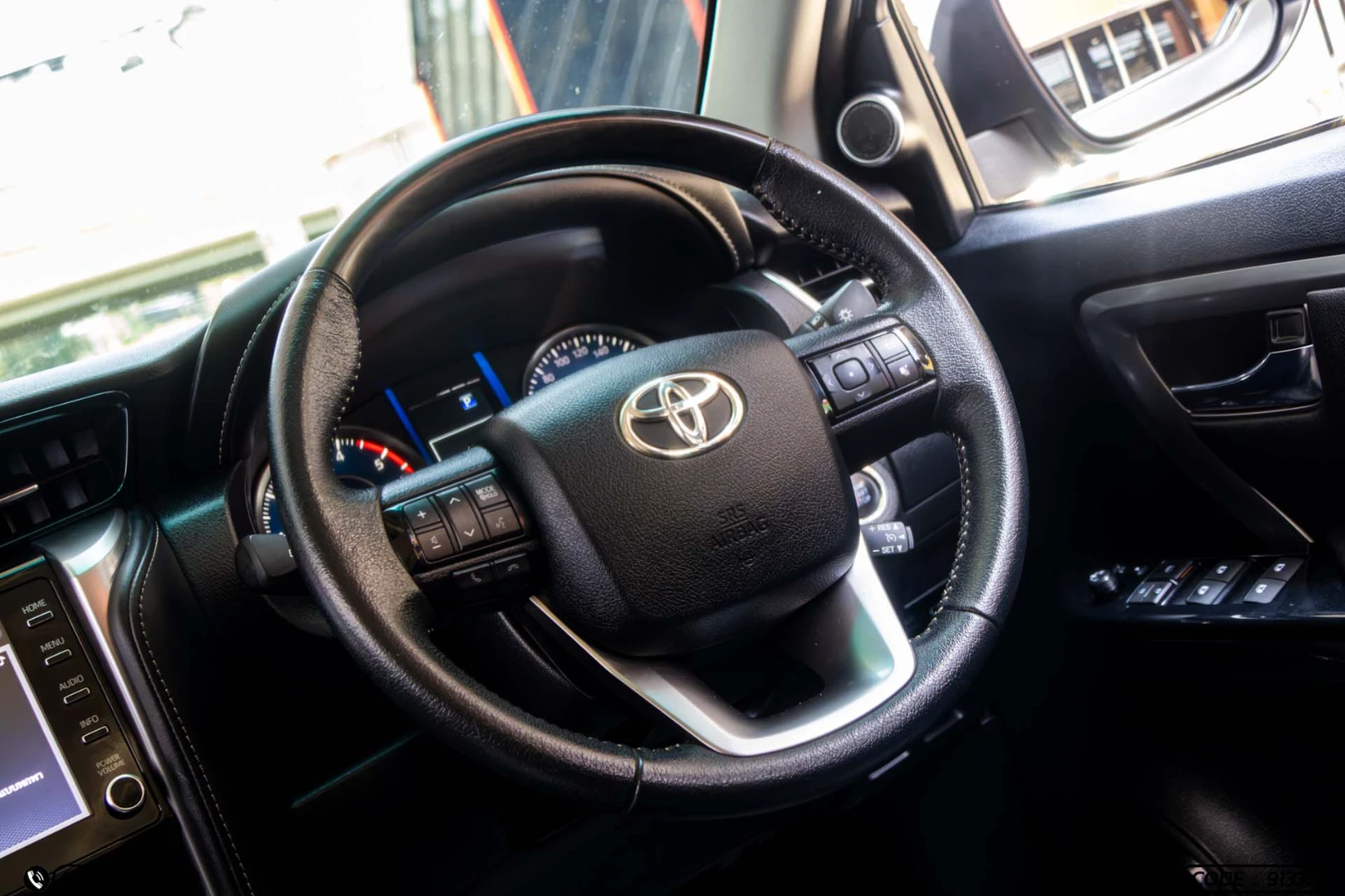 Toyota FORTUNER 2.4 V (MY20) - ภาพย่อที่ 18