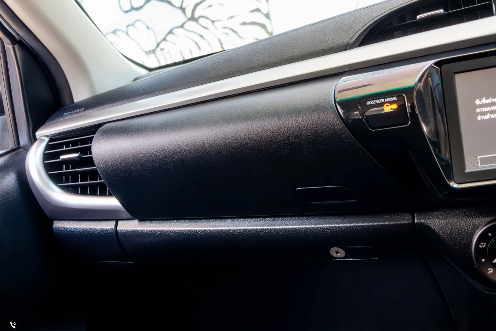 Toyota HILUX REVO DOUBLE CAB 2.4 MID Z EDITIOM (MY20) - ภาพย่อที่ 19