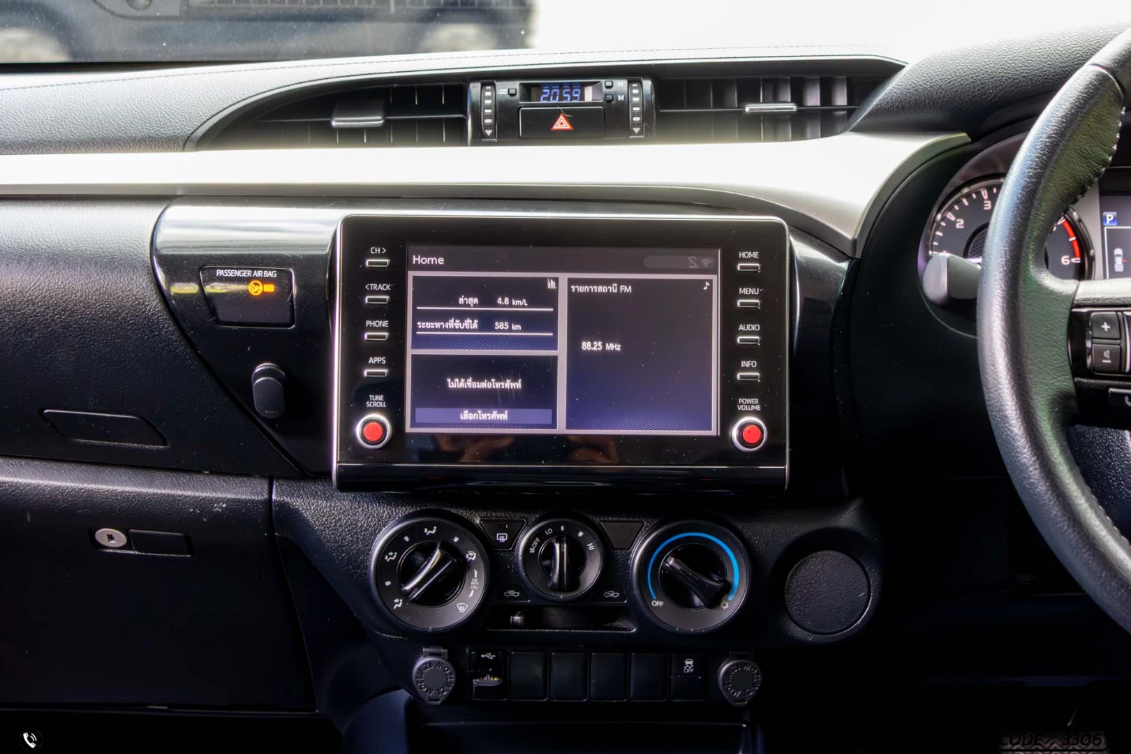 Toyota HILUX REVO DOUBLE CAB 2.4 MID PRERUNNER (MY20) - ภาพย่อที่ 19