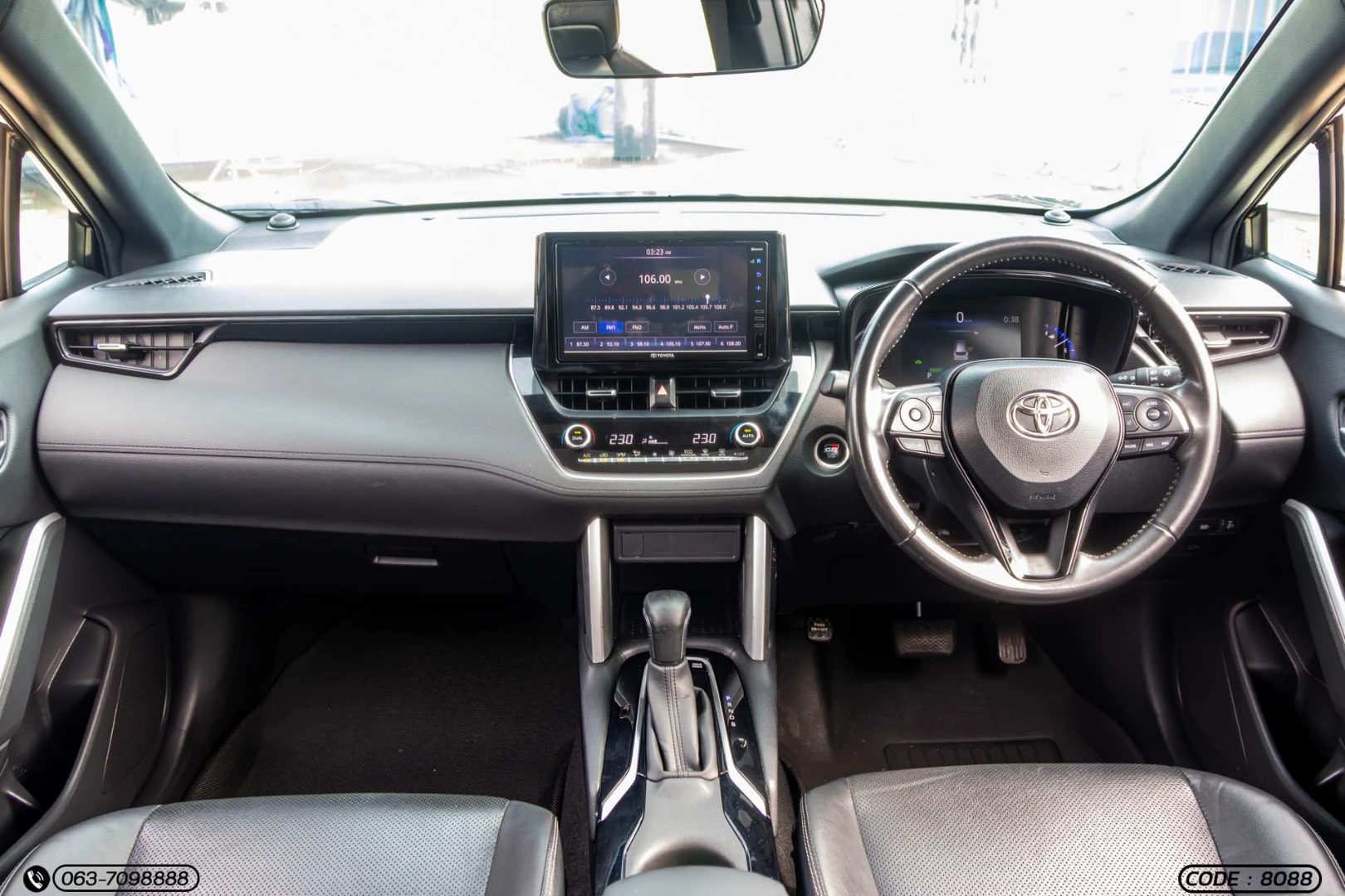 Toyota COROLLA CROSS 1.8 HYBRID GR SPORT - ภาพย่อที่ 19