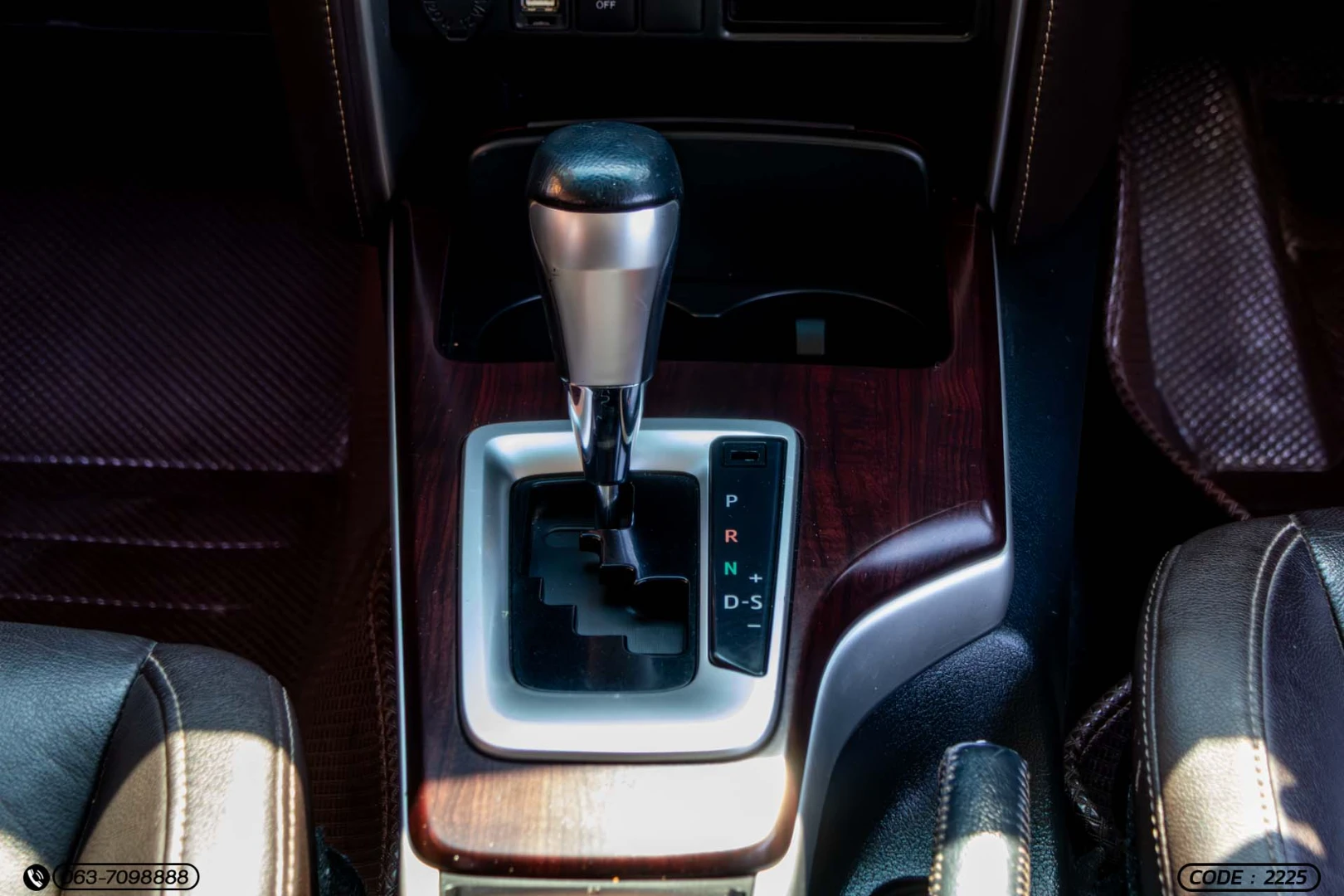 Toyota FORTUNER 2.8 V (MY15) - ภาพย่อที่ 20