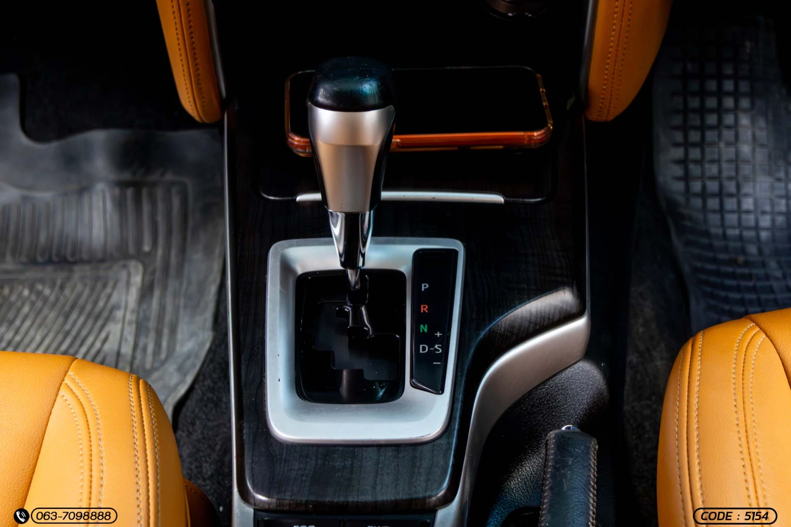 Toyota FORTUNER 2.8 V 4WD (MY15) - ภาพย่อที่ 20