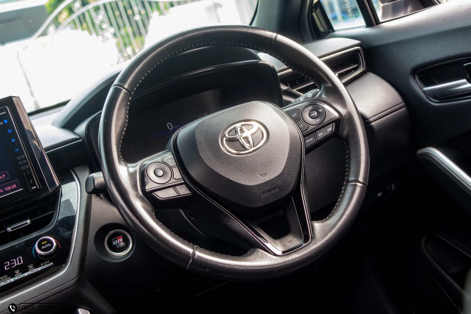 Toyota COROLLA CROSS 1.8 HYBRID GR SPORT - ภาพย่อที่ 20