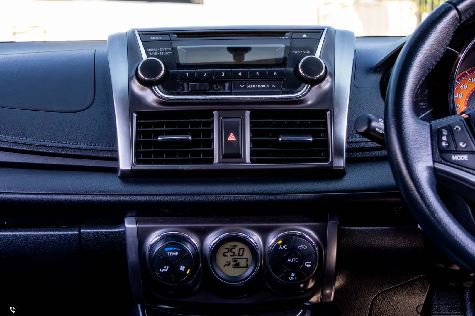 Toyota YARIS 1.2 G - ภาพย่อที่ 21