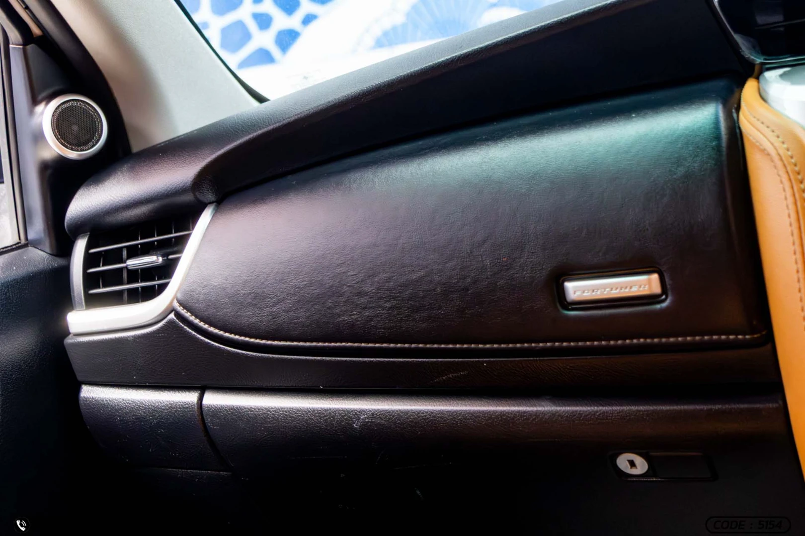 Toyota FORTUNER 2.8 V 4WD (MY15) - ภาพย่อที่ 21