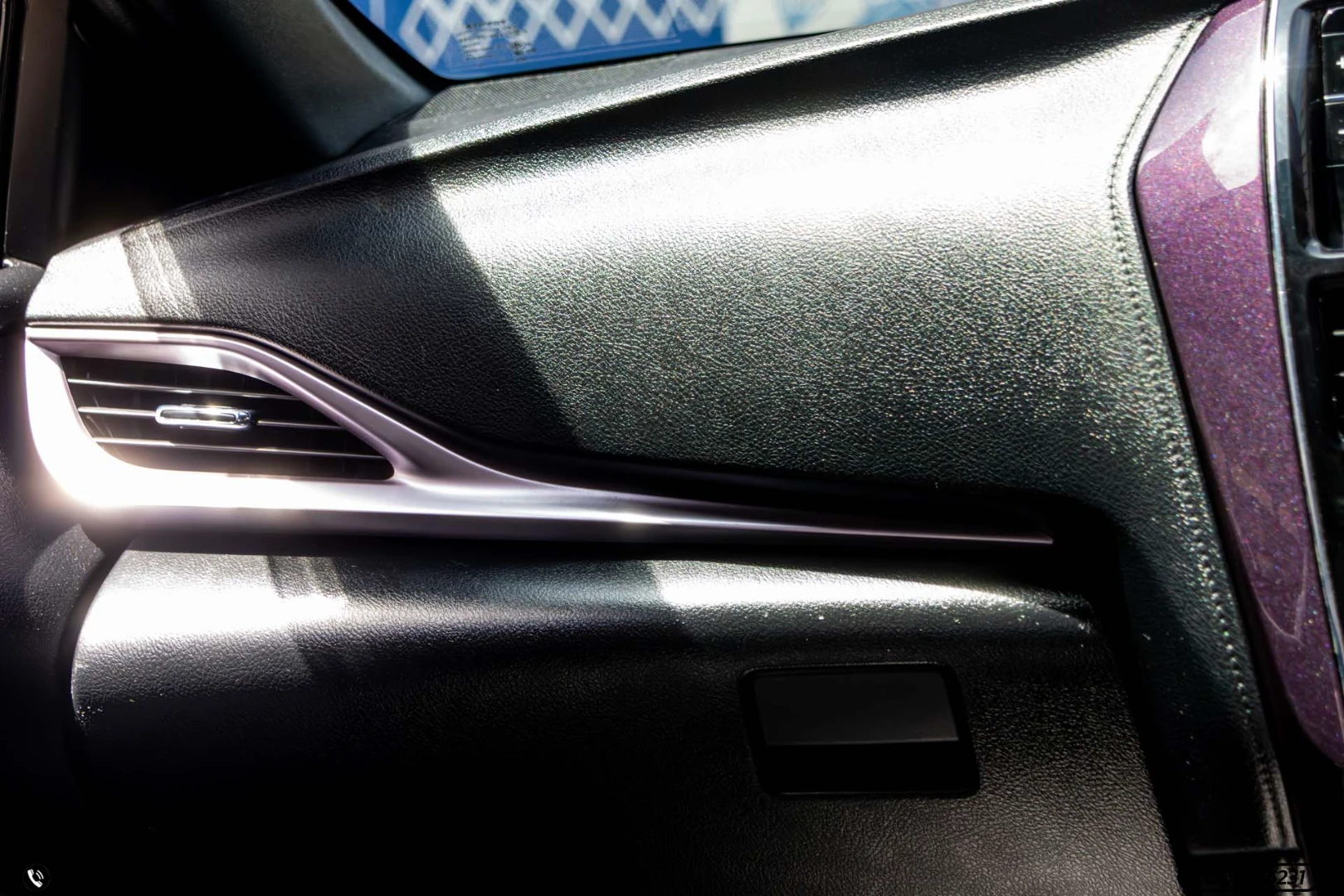 Toyota YARIS 1.2 SPORT PREMIUM PLAY LIMITED EDITION (MY20) - ภาพย่อที่ 20