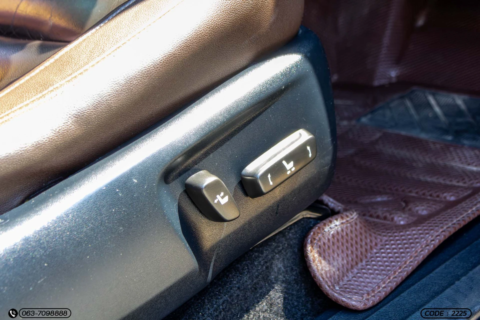 Toyota FORTUNER 2.8 V (MY15) - ภาพย่อที่ 22