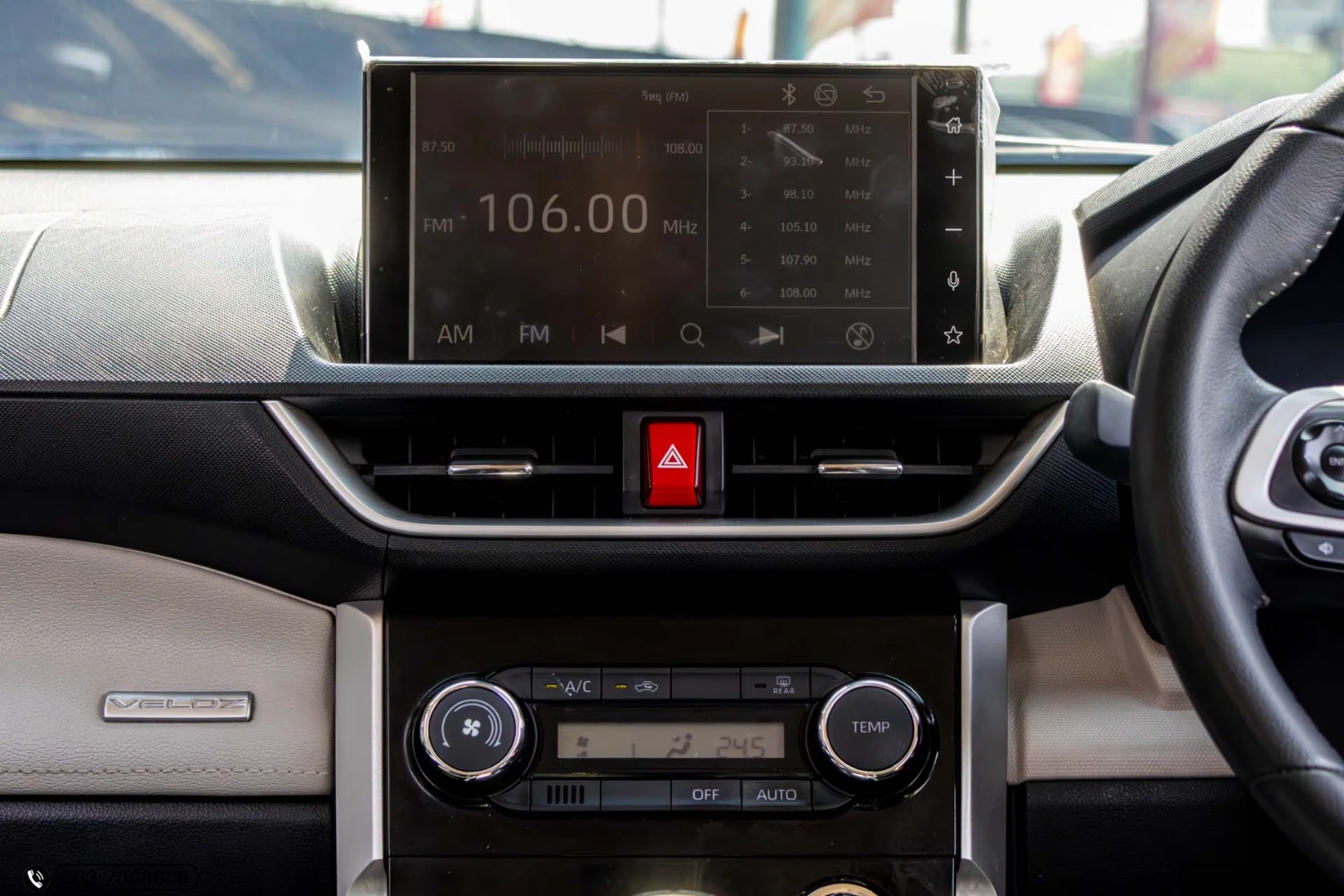 Toyota VELOZ 1.5 PREMIUM - ภาพย่อที่ 22