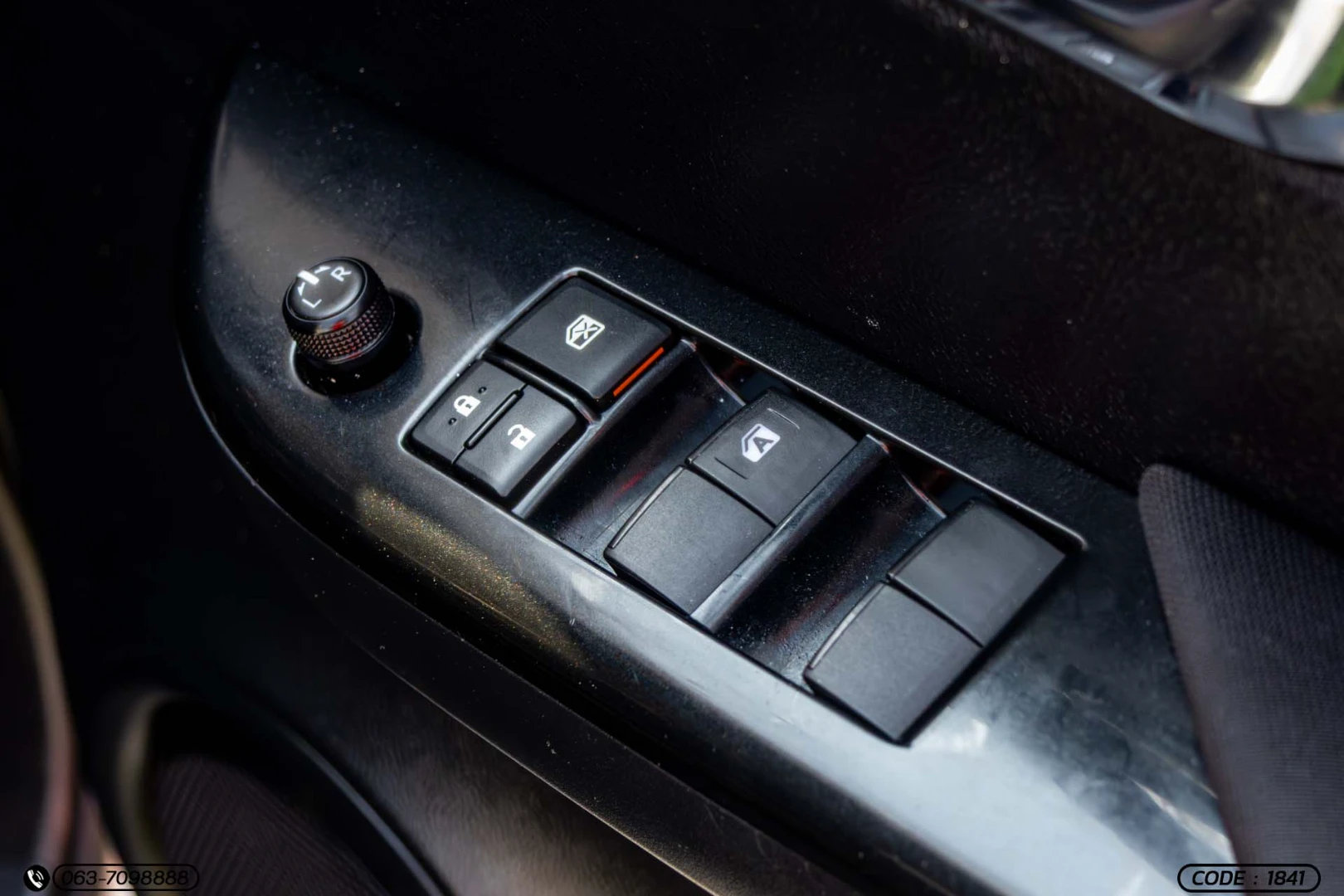 Toyota HILUX REVO DOUBLE CAB 2.4 MID Z EDITION (MY20) - ภาพย่อที่ 22