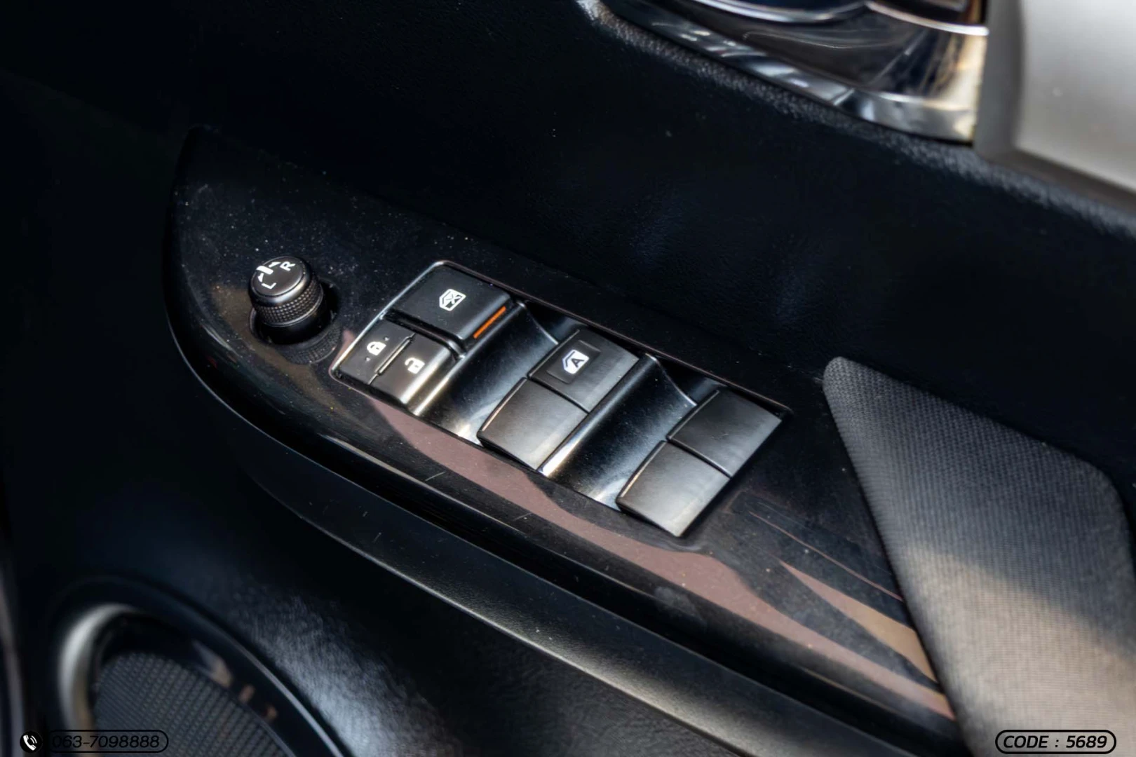 Toyota HILUX REVO DOUBLE CAB 2.4 MID Z EDITION (MY20) - ภาพย่อที่ 22