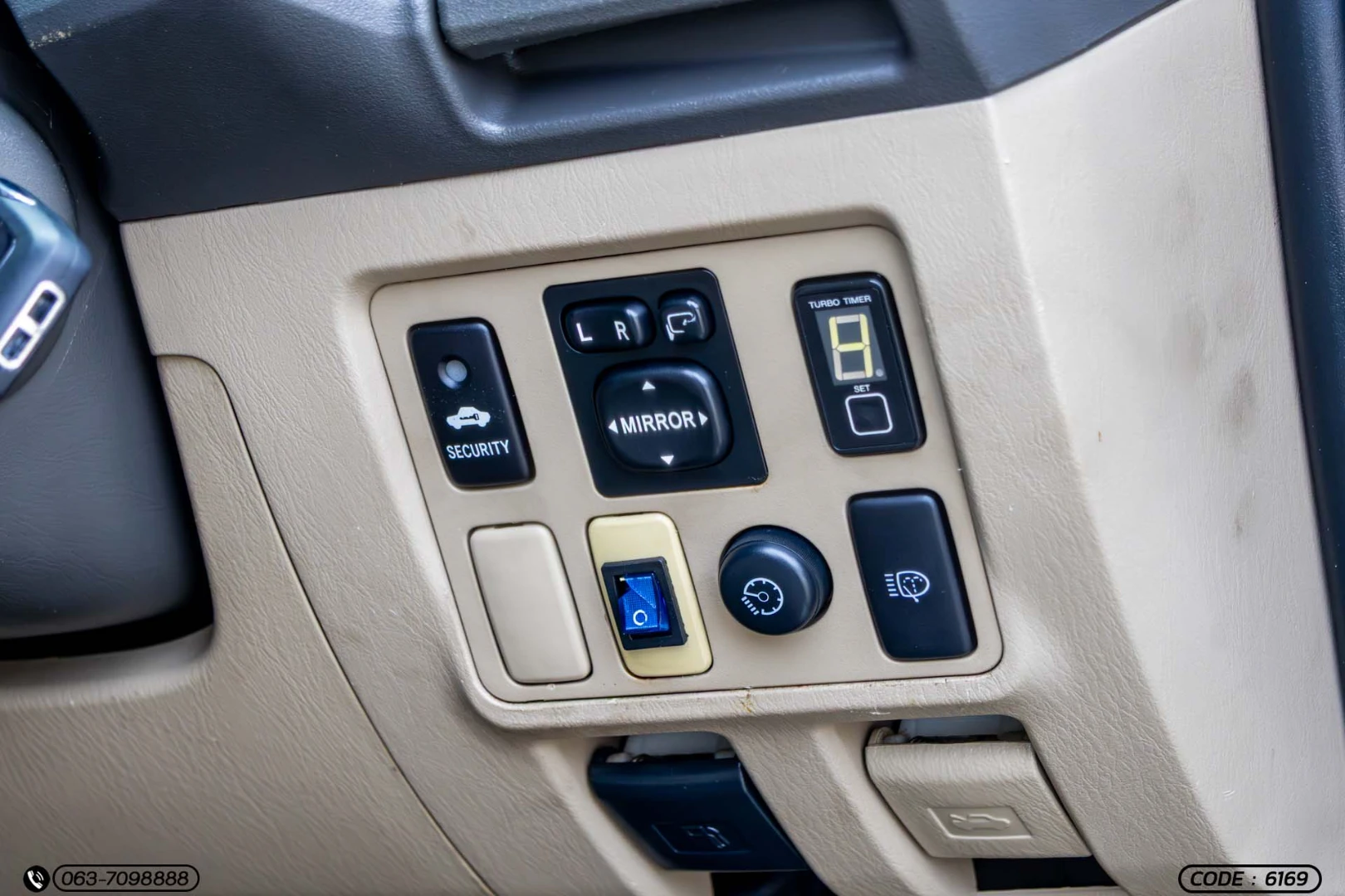 Toyota FORTUNER 3.0 V 4WD (CHAMP) - ภาพย่อที่ 22