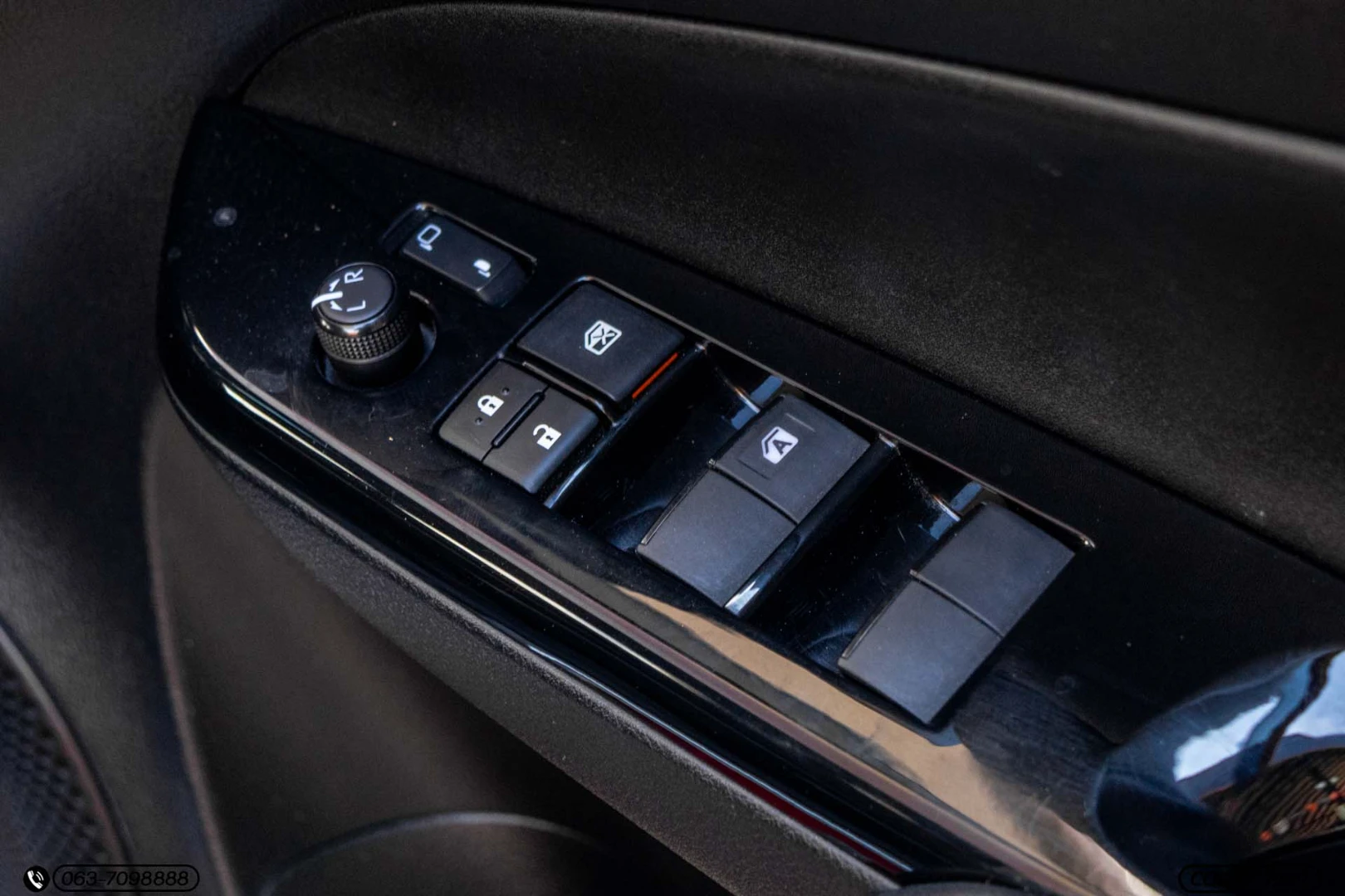 Toyota YARIS 1.2 SPORT PREMIUM X (BLACK ROOF) X-URBAN (MY20) (MNC) - ภาพย่อที่ 23