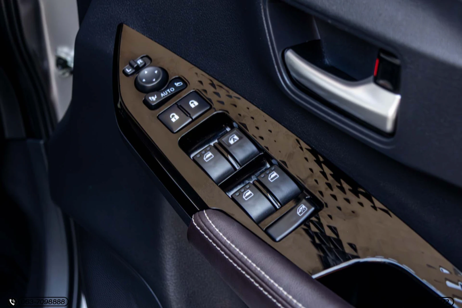 Toyota YARIS ATIV 1.2 PREMIUM (MY22) - ภาพย่อที่ 23