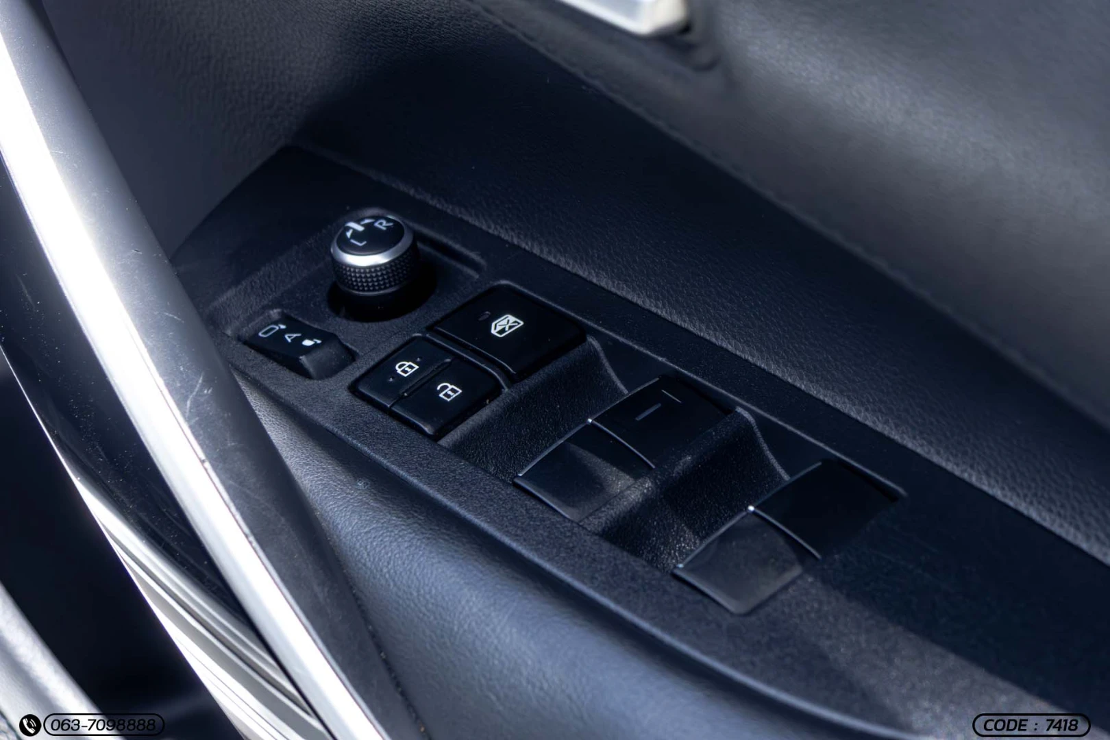 Toyota COROLLA ALTIS 1.8 HYBRID MID (MY19) - ภาพย่อที่ 24