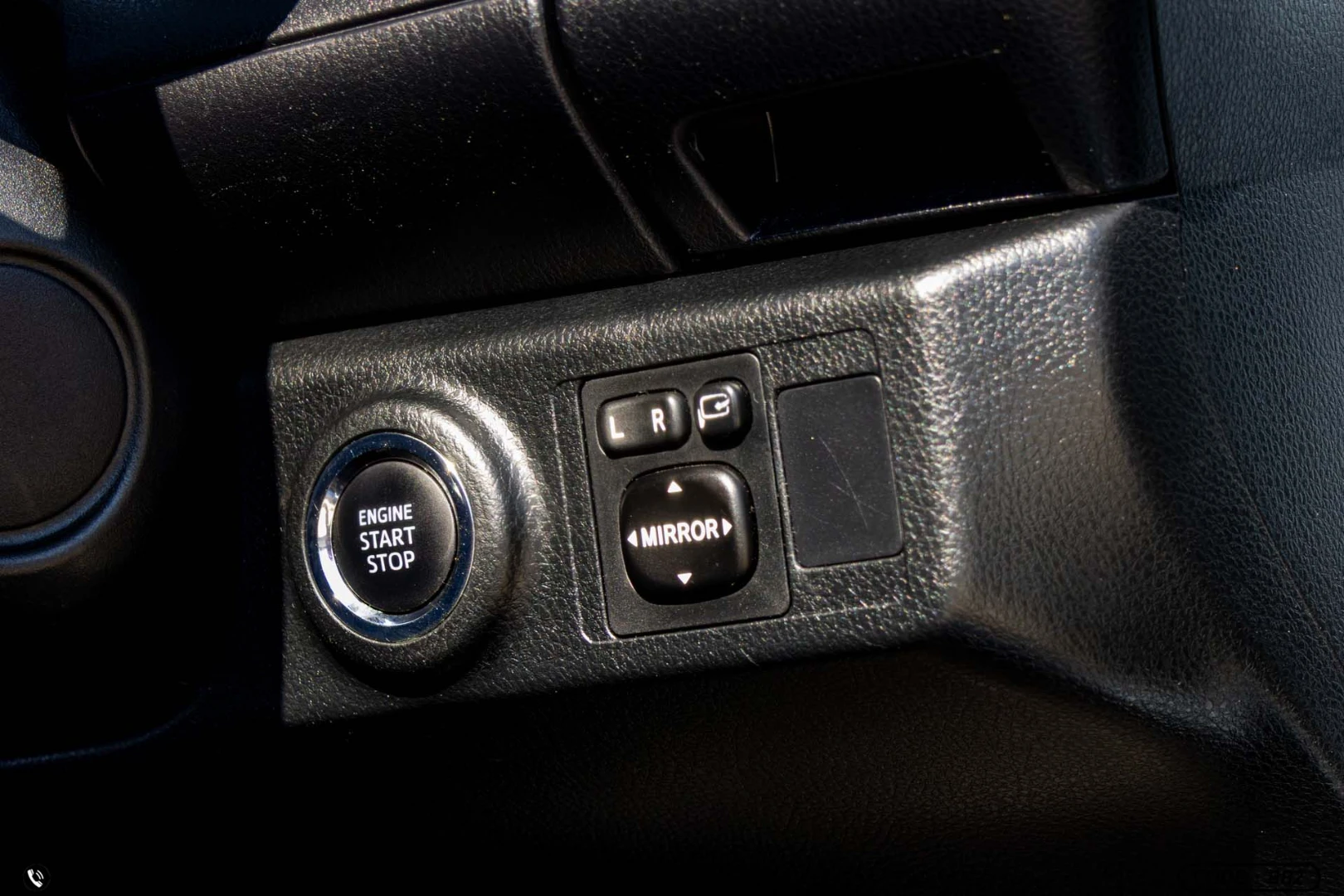 Toyota YARIS 1.2 G - ภาพย่อที่ 24