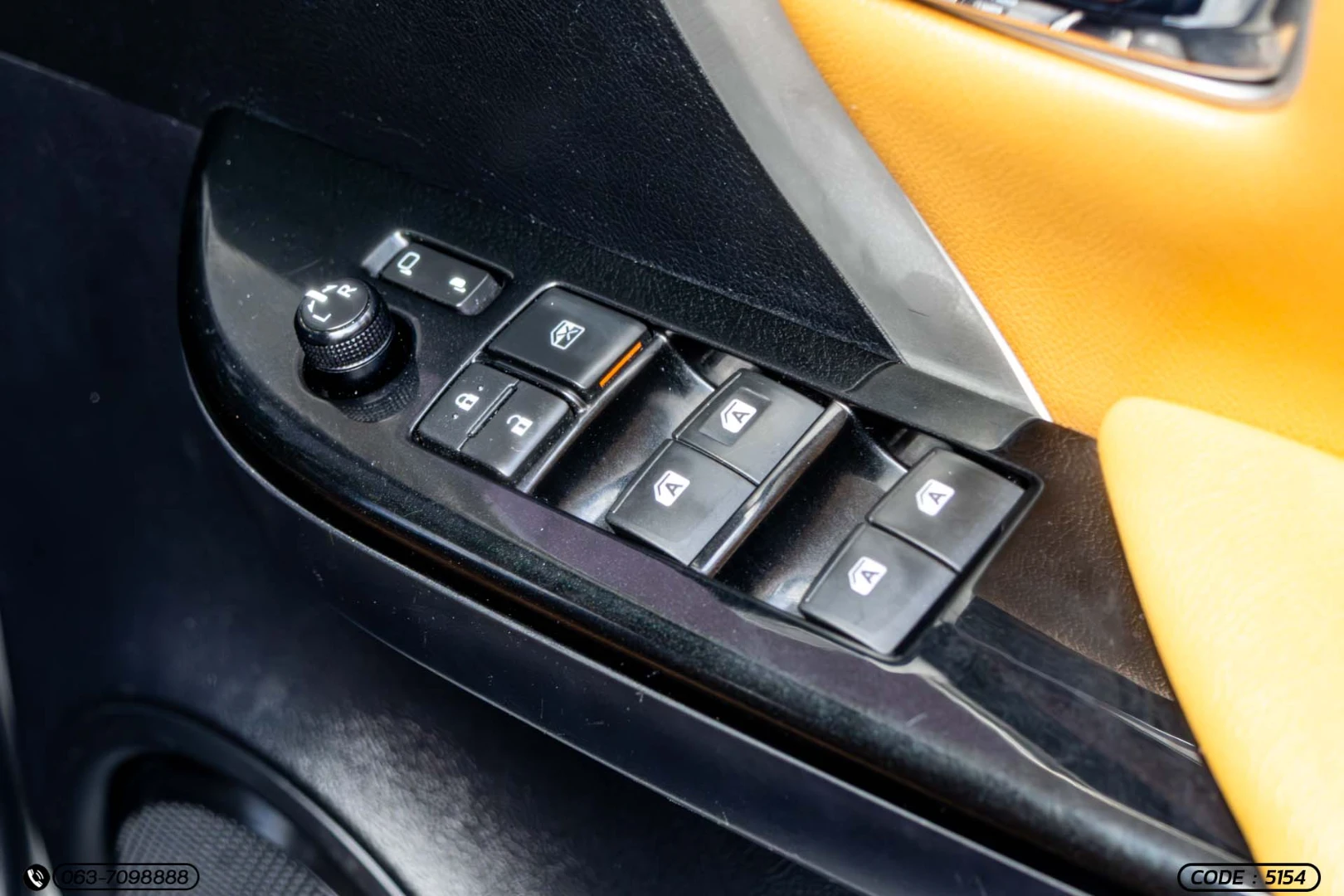 Toyota FORTUNER 2.8 V 4WD (MY15) - ภาพย่อที่ 24