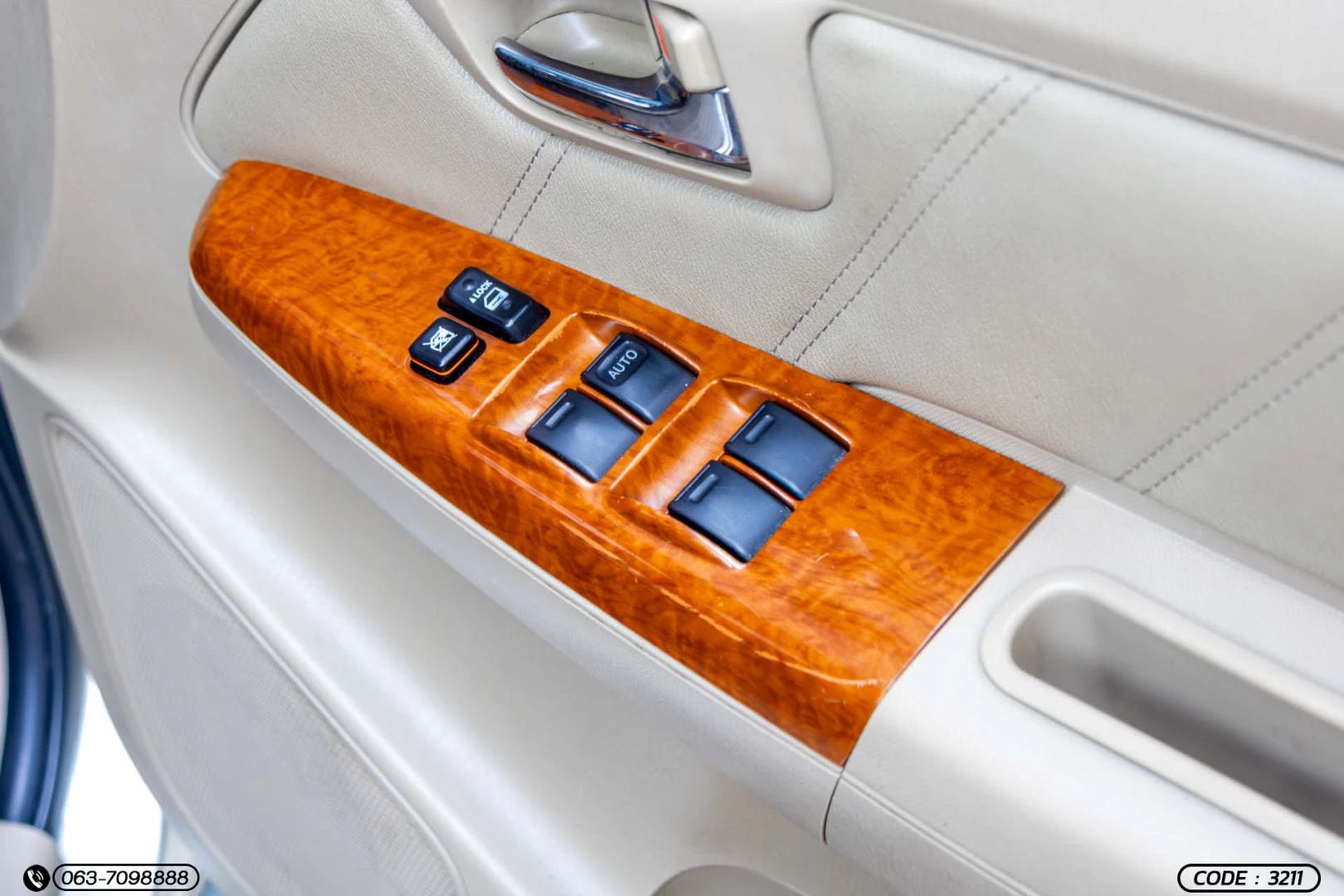 Toyota FORTUNER 3.0 V 2WD (MNC) - ภาพย่อที่ 24