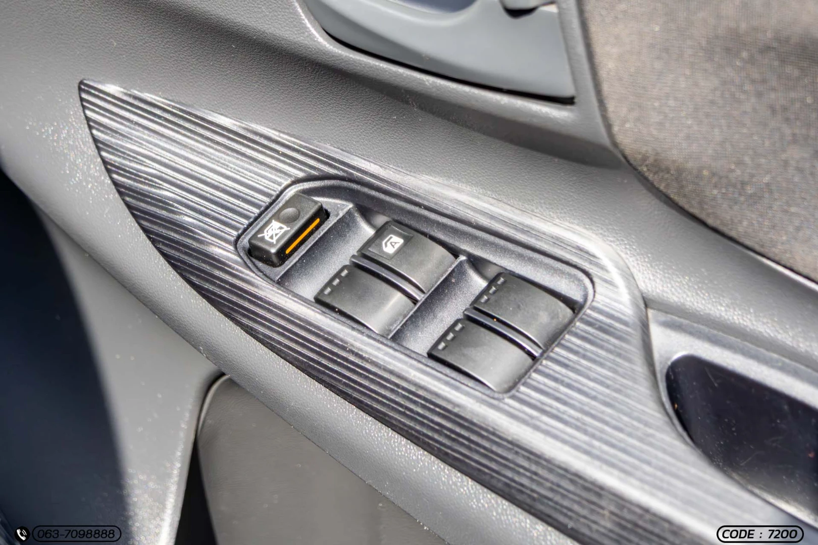Toyota AVANZA 1.5 E (MY12) - ภาพย่อที่ 24