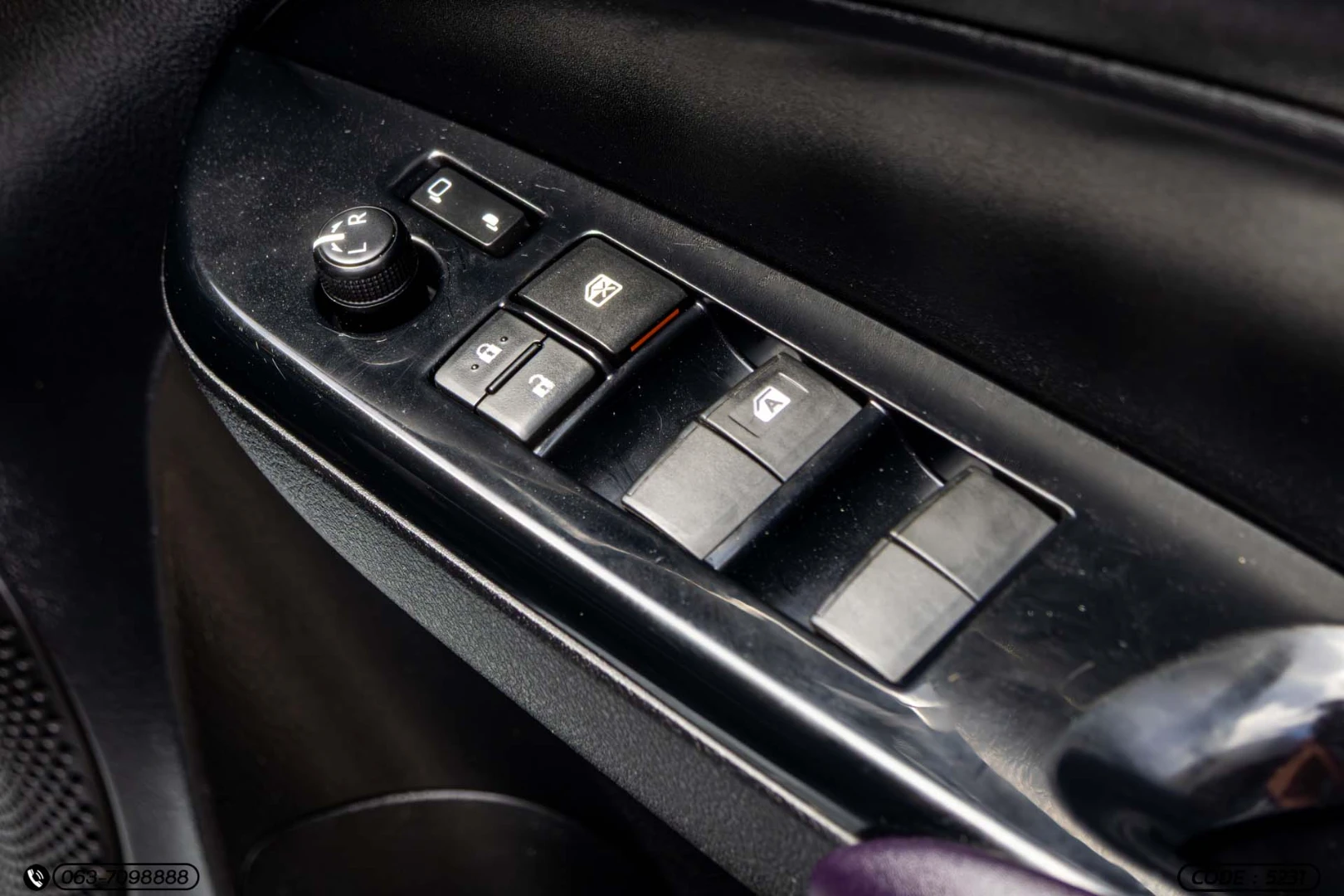 Toyota YARIS 1.2 SPORT PREMIUM PLAY LIMITED EDITION (MY20) - ภาพย่อที่ 21