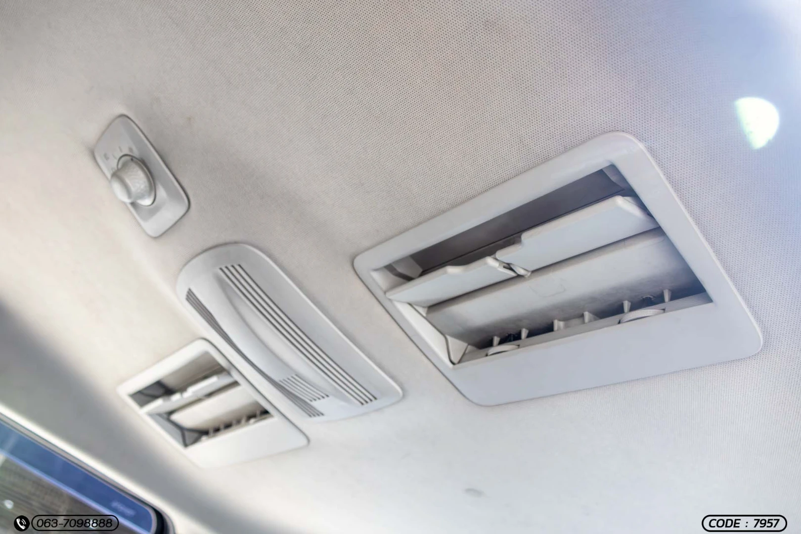 Toyota VELOZ 1.5 PREMIUM - ภาพย่อที่ 25