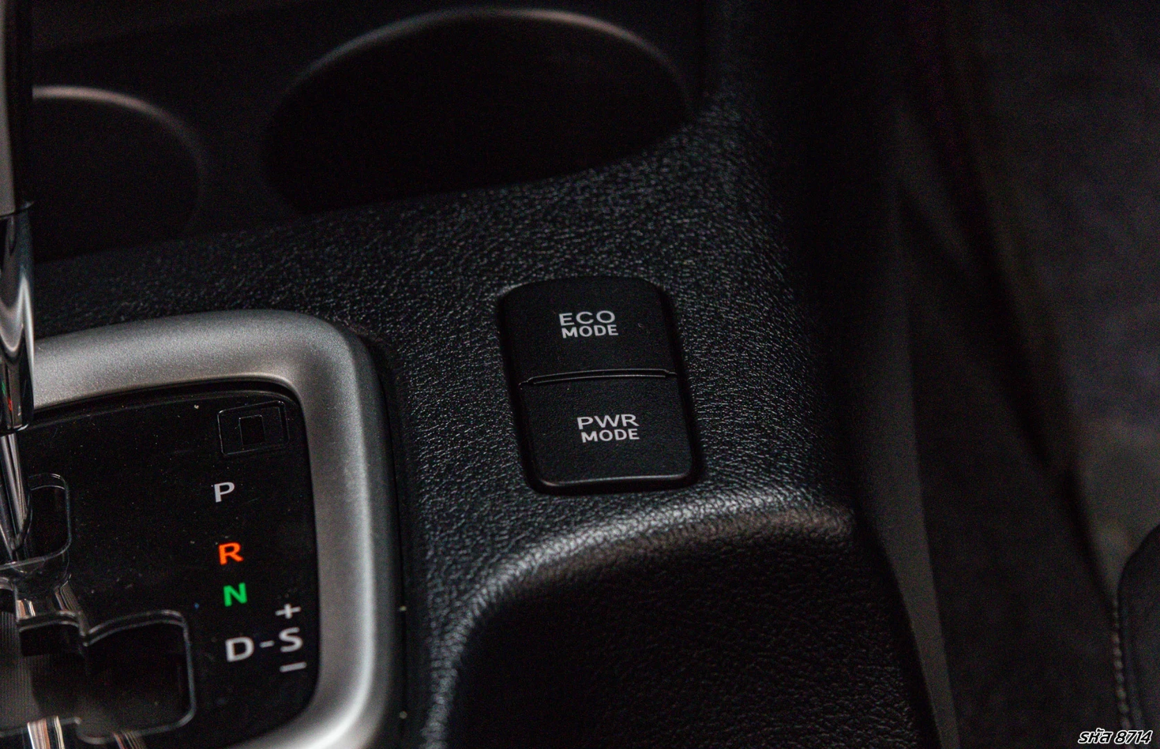 Toyota HILUX REVO DOUBLE CAB 2.8 HIGH 4WD (MY20) - ภาพย่อที่ 23