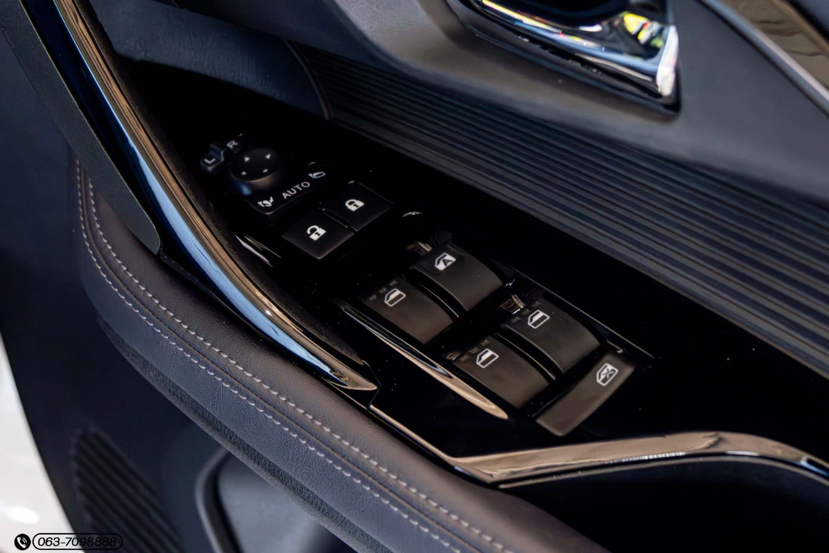 Toyota YARIS CROSS 1.5 HEV PREMIUM - ภาพย่อที่ 26