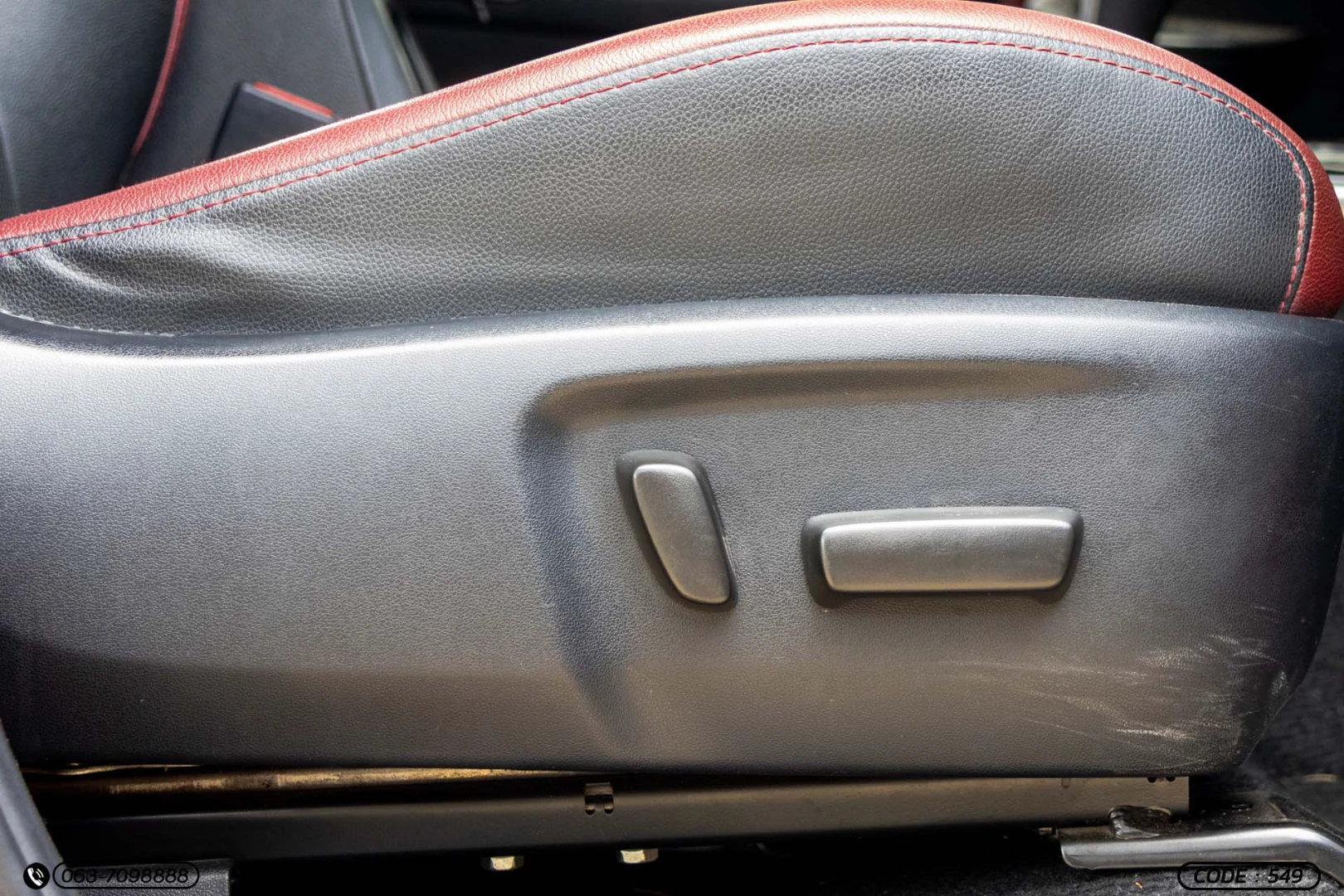 Toyota FORTUNER 2.4 LEGENDER 4WD - ภาพย่อที่ 23