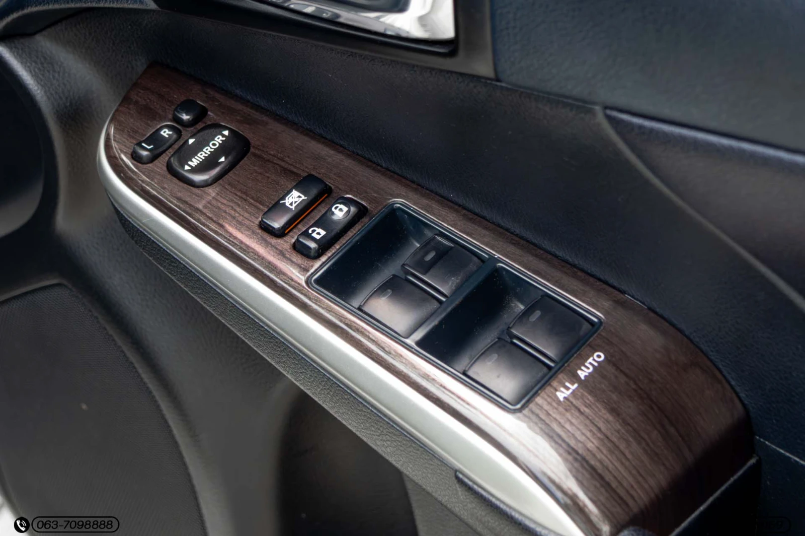 Toyota CAMRY 2.0 G EXTREMO (MY12) (MNC) - ภาพย่อที่ 25