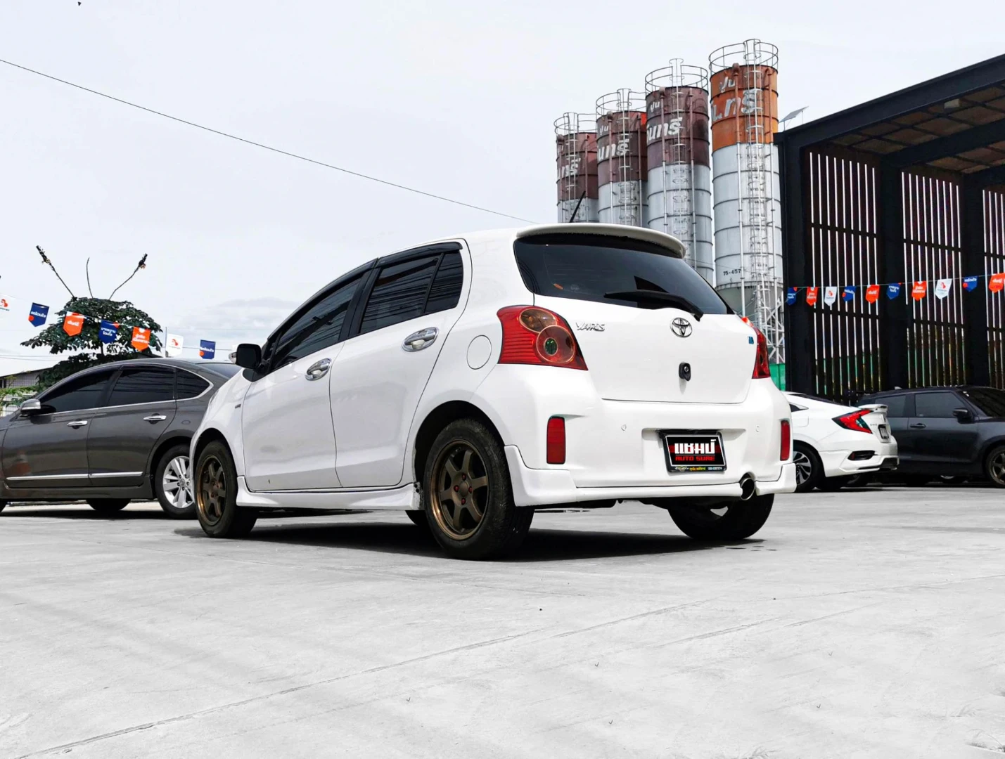 Toyota YARIS 1.5 E (MNC) - ภาพย่อที่ 3