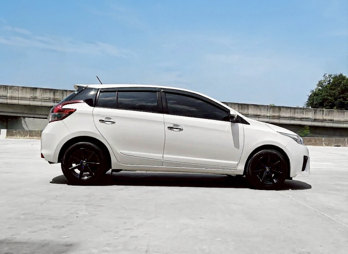 Toyota YARIS 1.2 G - ภาพย่อที่ 3